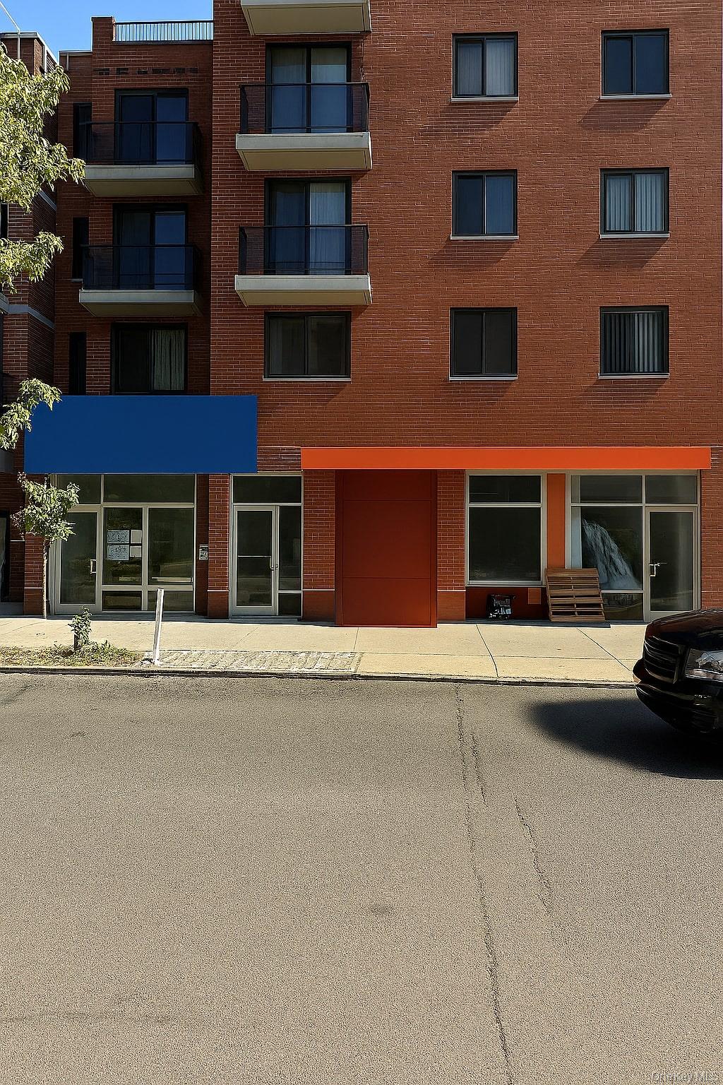 #1 photo, 132-08 Pople Avenue, 플러싱 Flushing , NY 11355