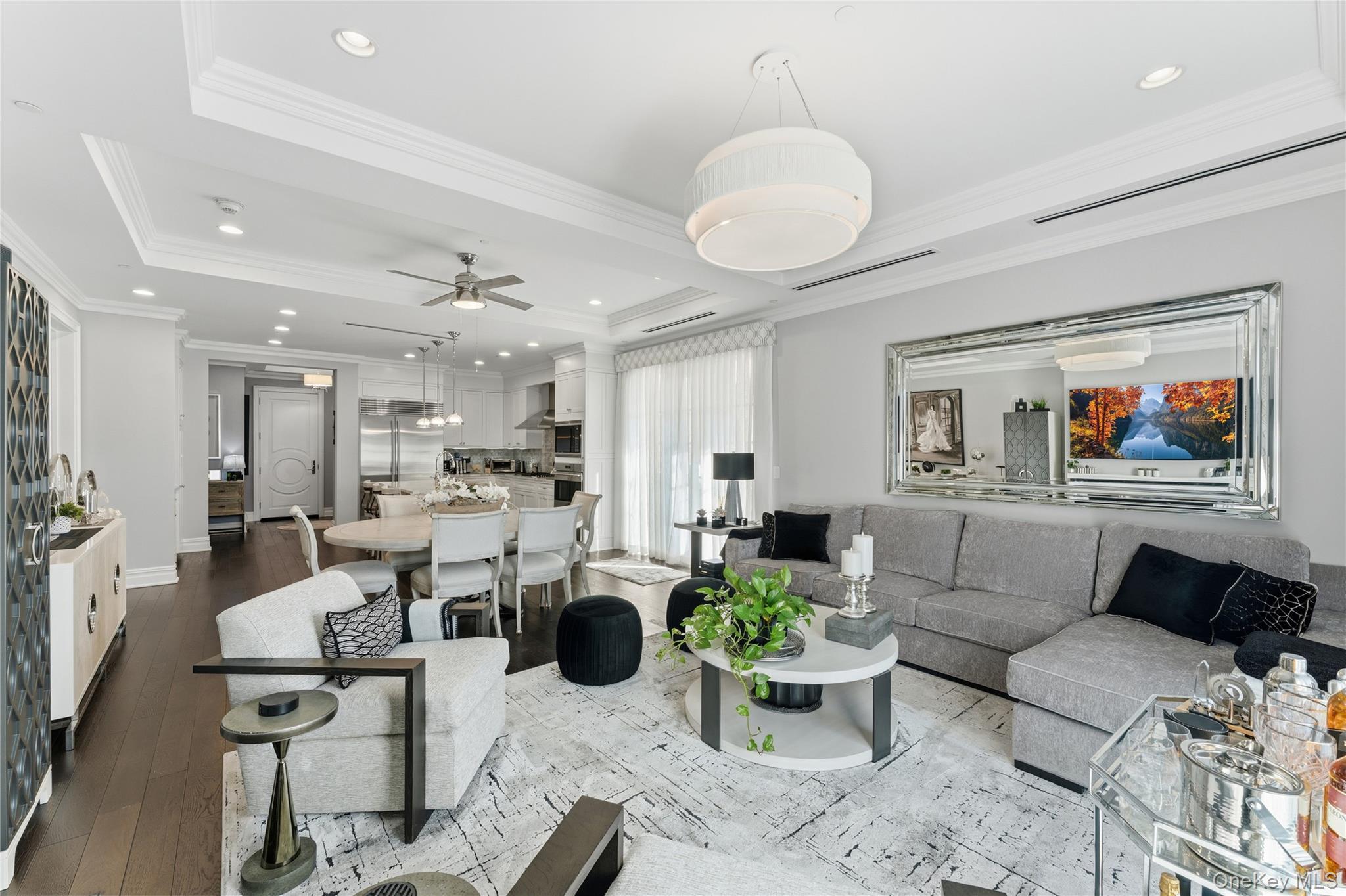 #10 photo, 5000 Royal Court, 长岛 北丘 North Hills , NY 11040