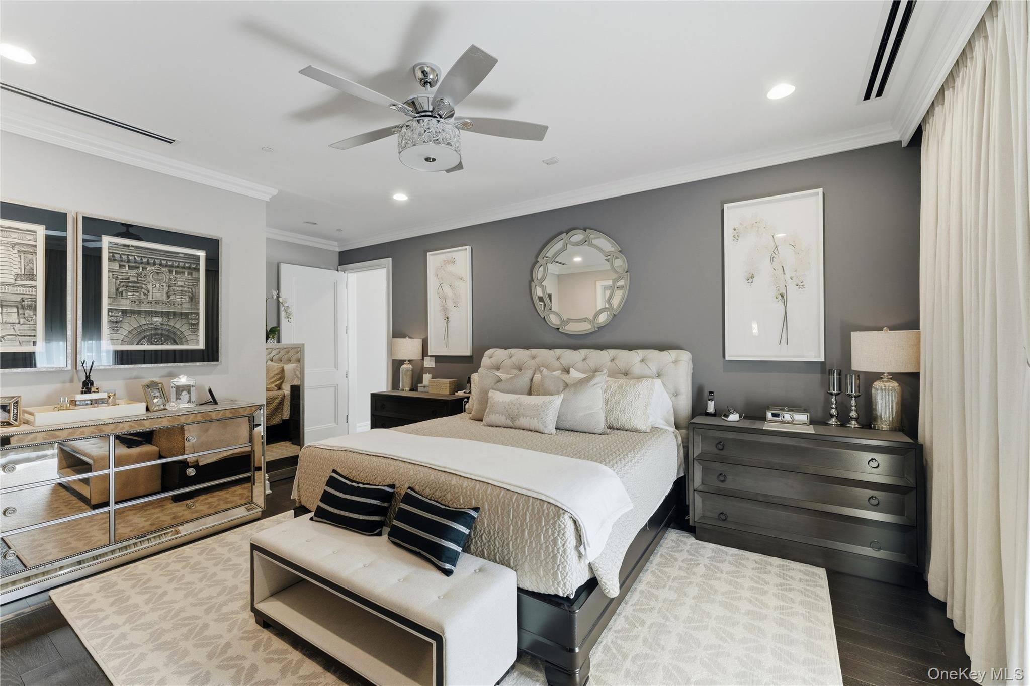 #12 photo, 5000 Royal Court, 长岛 北丘 North Hills , NY 11040