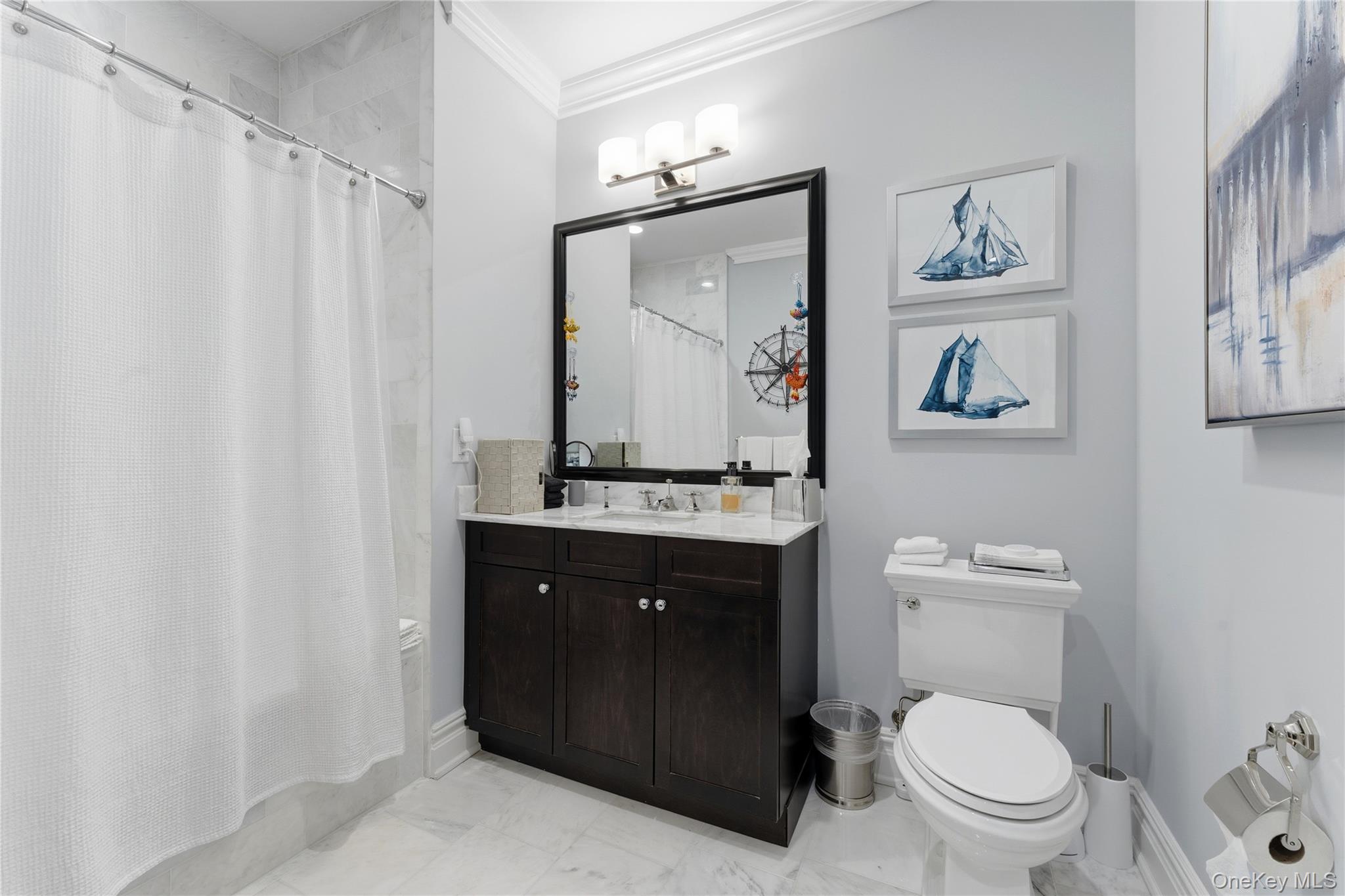 #19 photo, 5000 Royal Court, 长岛 北丘 North Hills , NY 11040