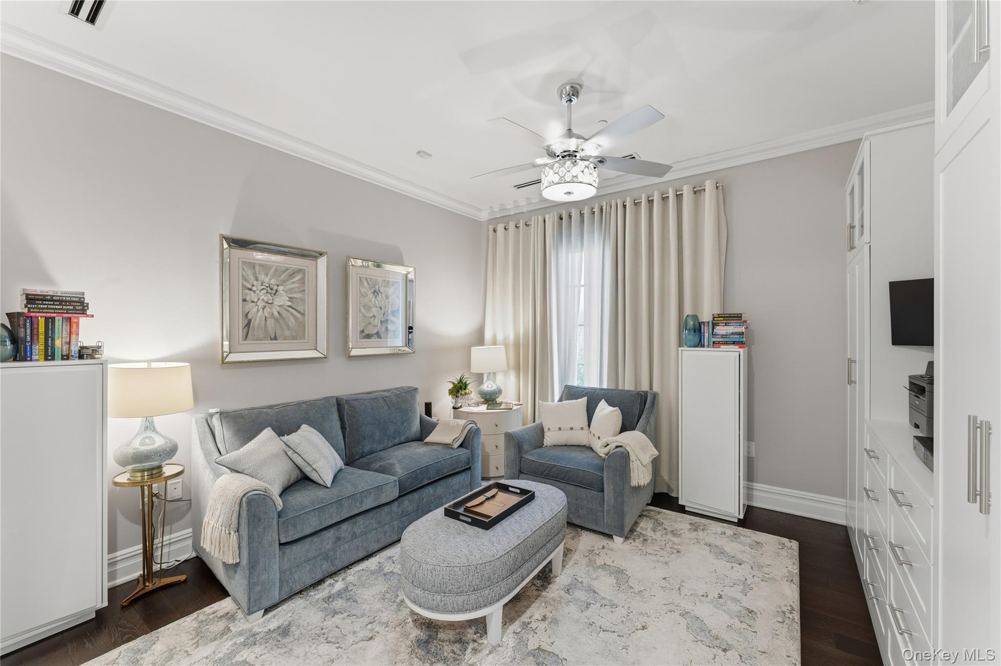 #20 photo, 5000 Royal Court, 长岛 北丘 North Hills , NY 11040