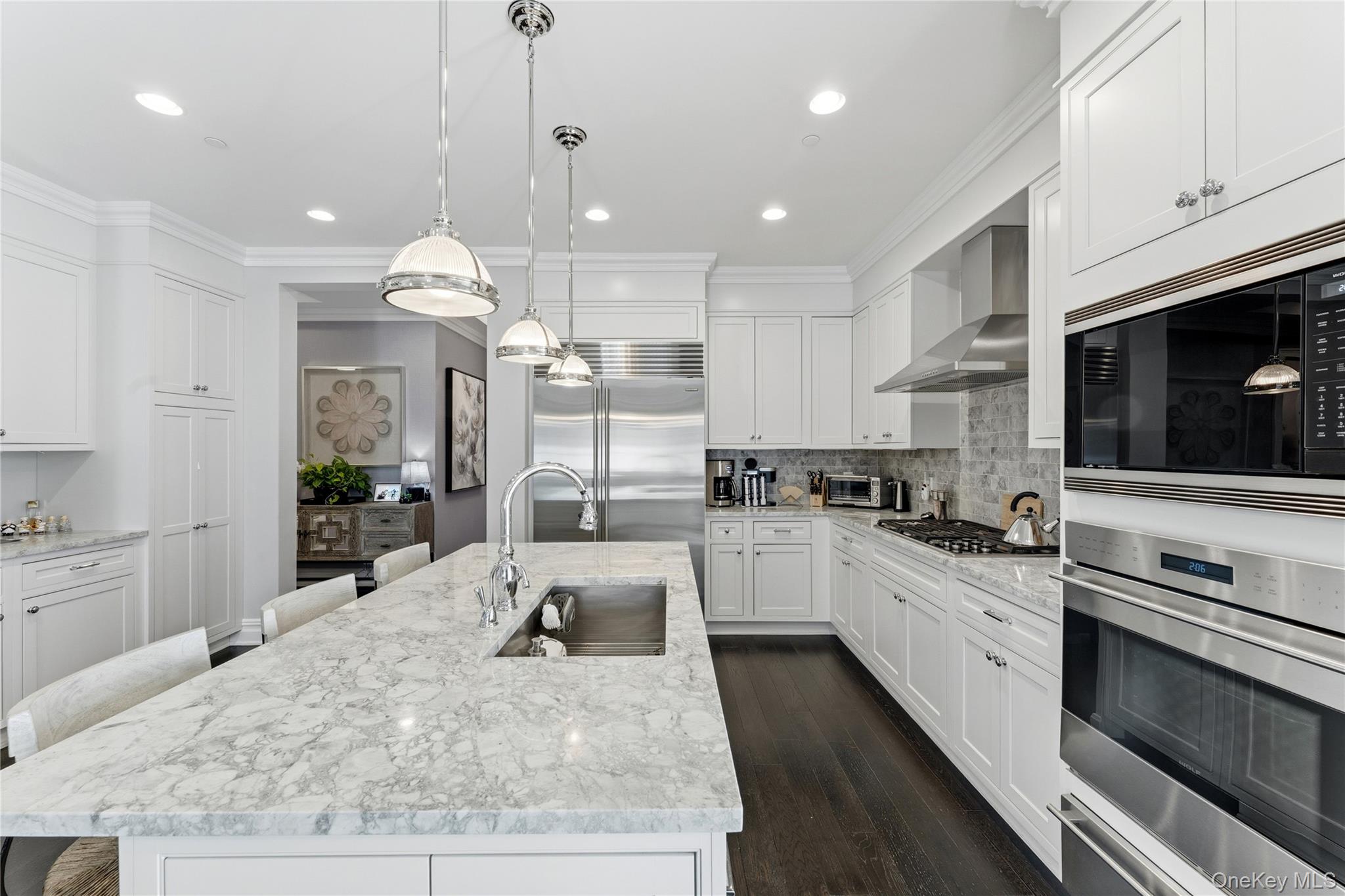 #6 photo, 5000 Royal Court, 长岛 北丘 North Hills , NY 11040