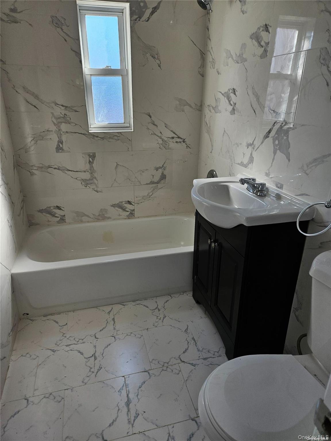 #12 photo, 1918 Hunt Avenue, 브롱크스 Bronx , NY 10462