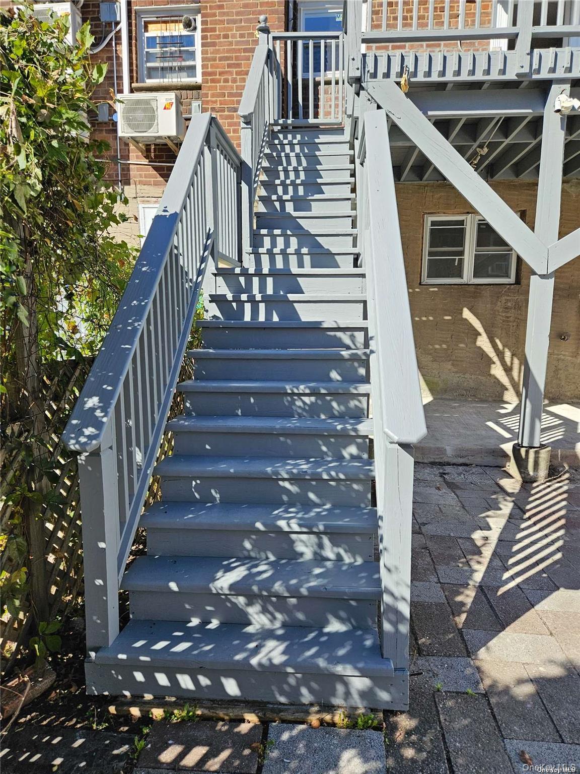 #14 photo, 1918 Hunt Avenue, 브롱크스 Bronx , NY 10462