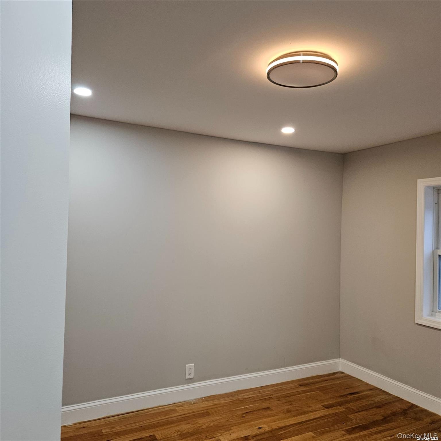 #9 photo, 1918 Hunt Avenue, 브롱크스 Bronx , NY 10462