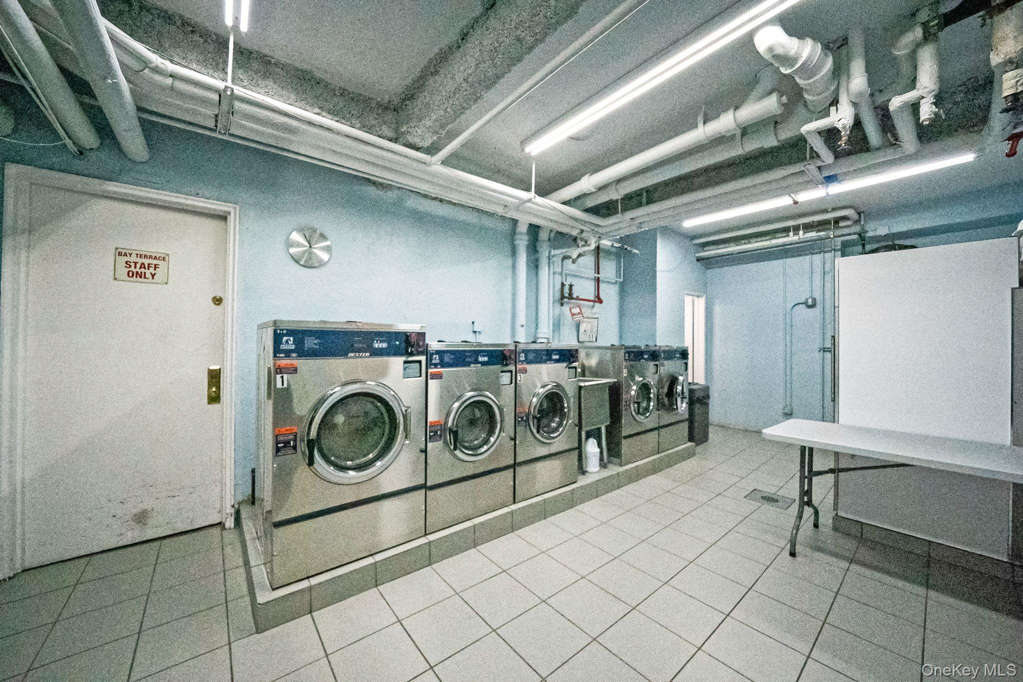 #18 photo, 23-20 Bell Boulevard, Куинс ‖ Bayside , NY 11360