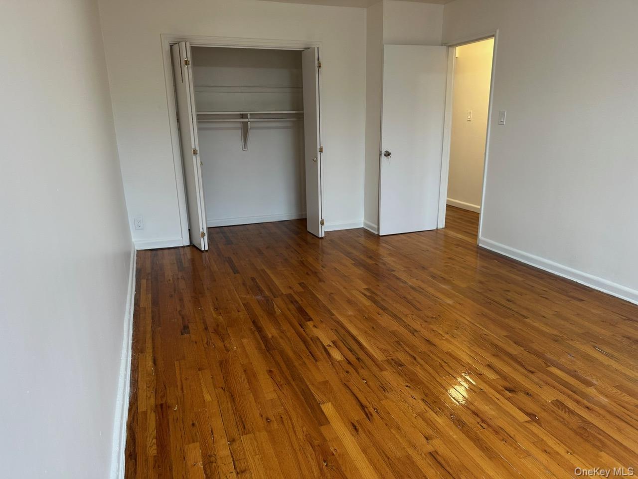 #15 photo, 20934 41st Avenue, 뉴욕퀸즈 베이사이드 Bayside , NY 11361