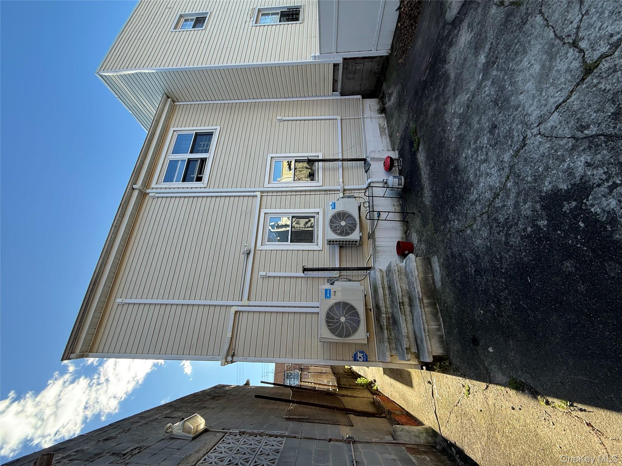 #16 photo, 849 E 221st Street, 브롱크스 Bronx , NY 10467