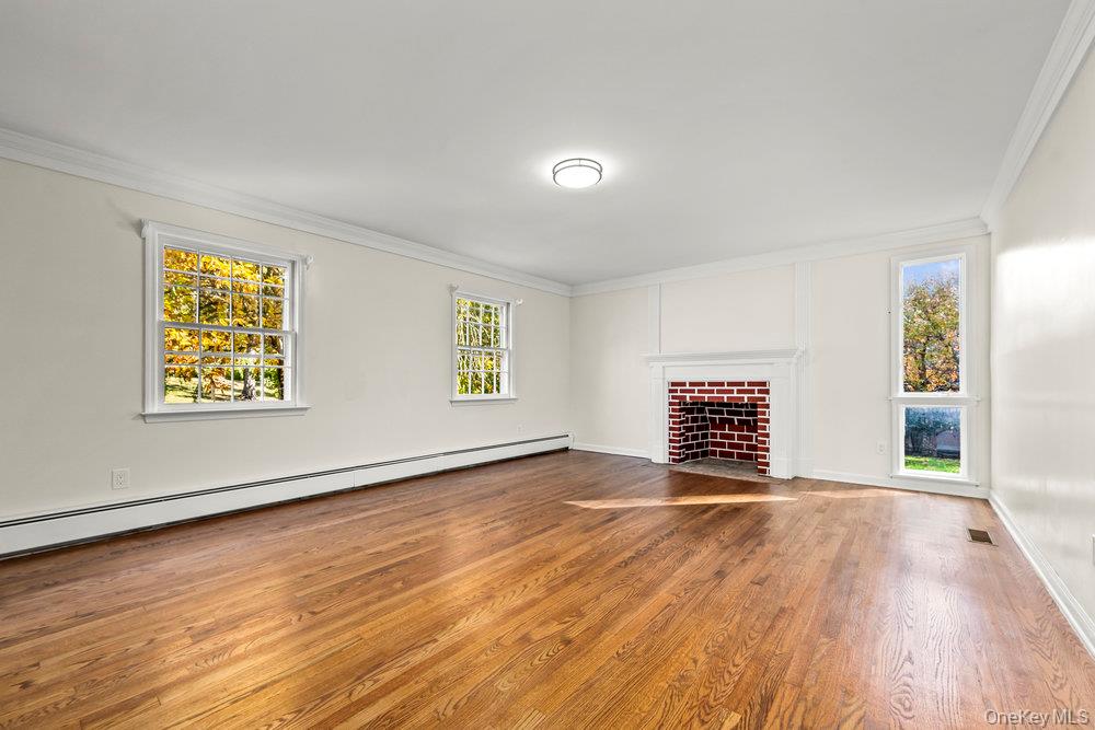 #13 photo, 10 Glen Lane, 纽约州 Balmville , NY 12550