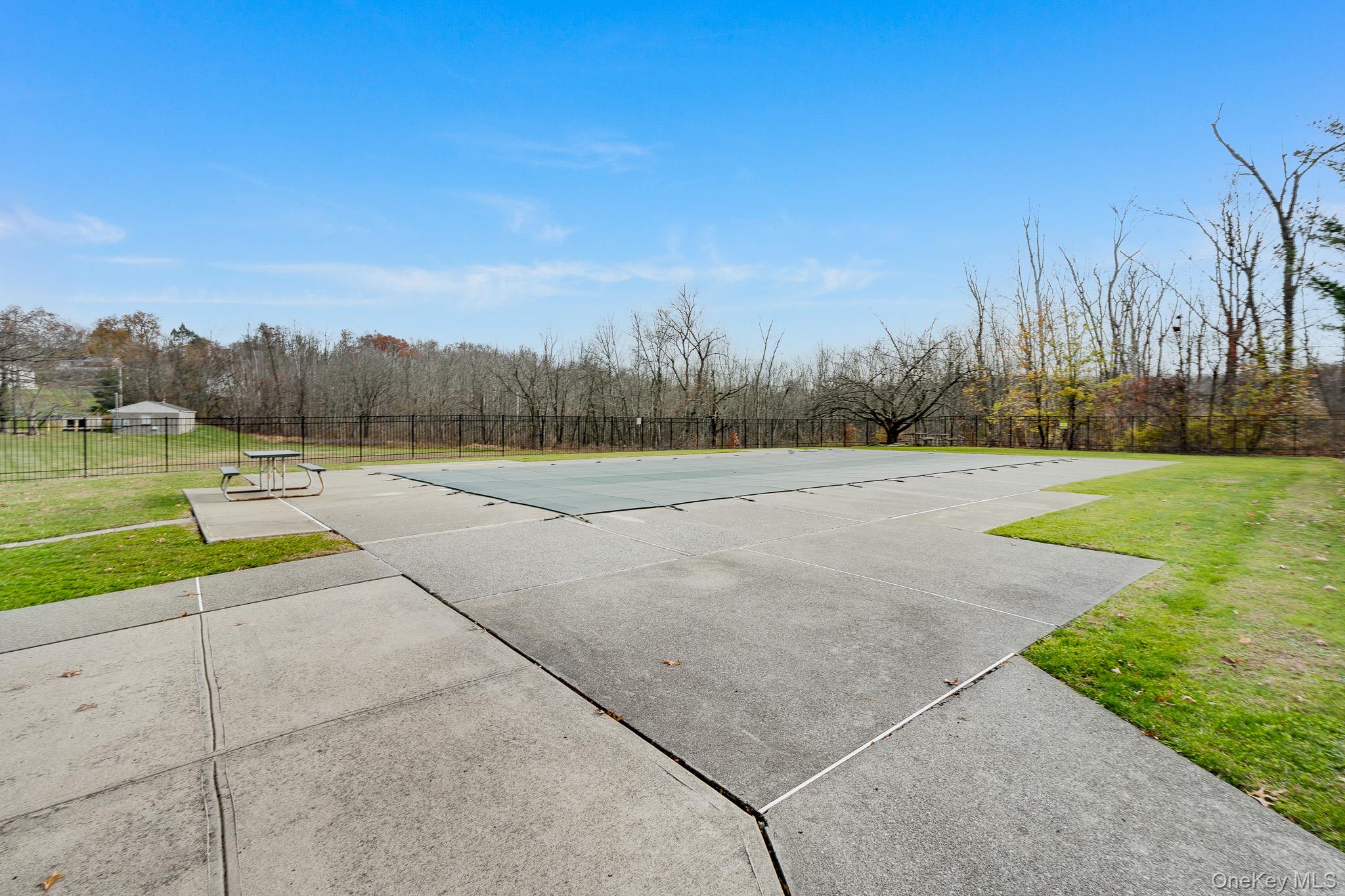 #18 photo, 1 Locust Court, 뉴욕주 Fishkill , NY 12524