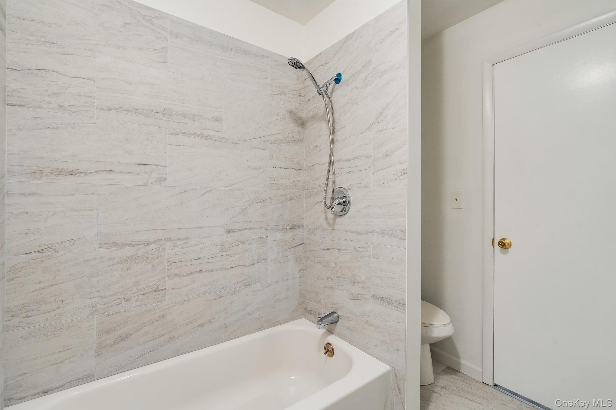 #9 photo, 1 Locust Court, 뉴욕주 Fishkill , NY 12524