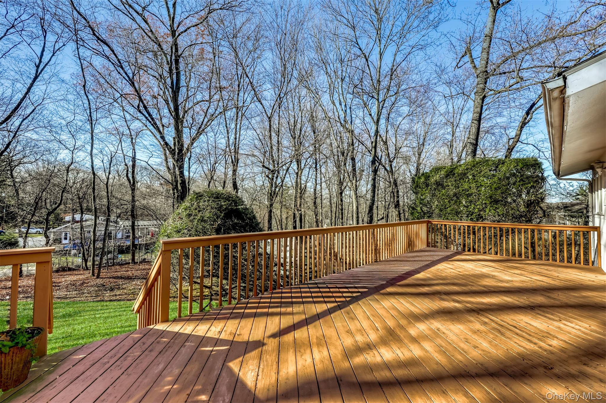 #17 photo, 11 Fleetwood Avenue, 纽约州 Chestnut Ridge , NY 10977