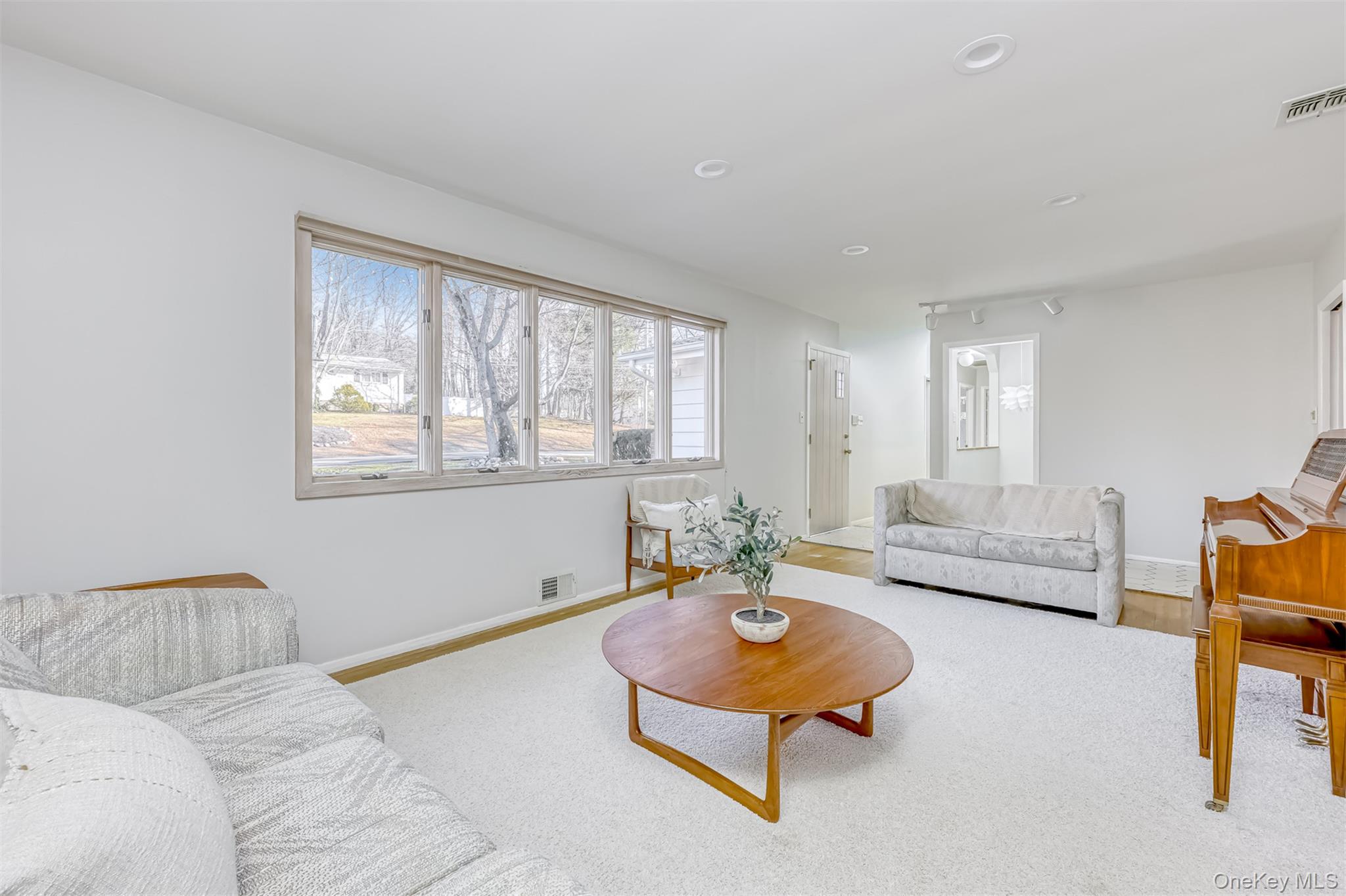 #4 photo, 11 Fleetwood Avenue, 纽约州 Chestnut Ridge , NY 10977