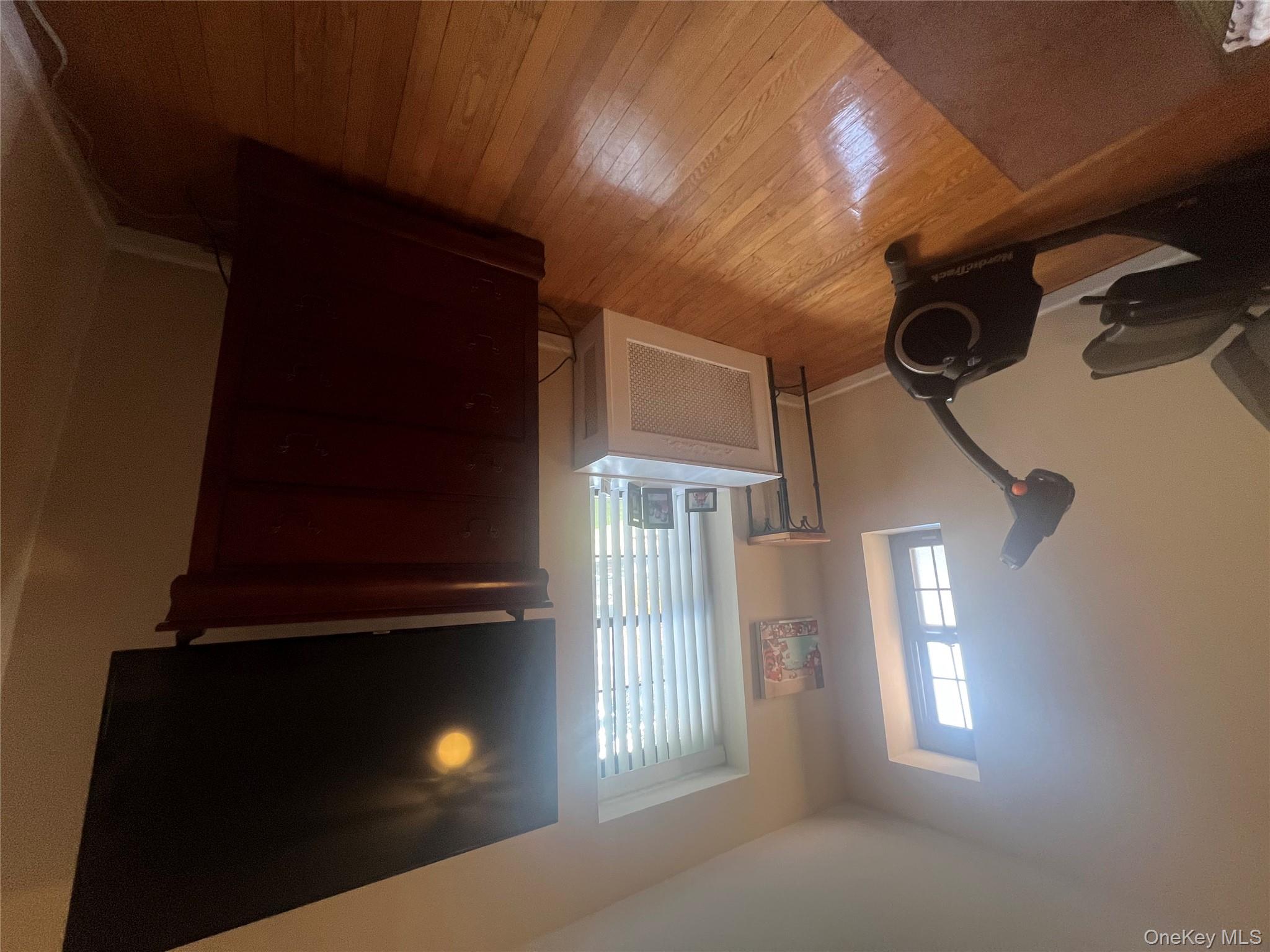 #16 photo, 1273 North Avenue, New Rochelle , NY 10804