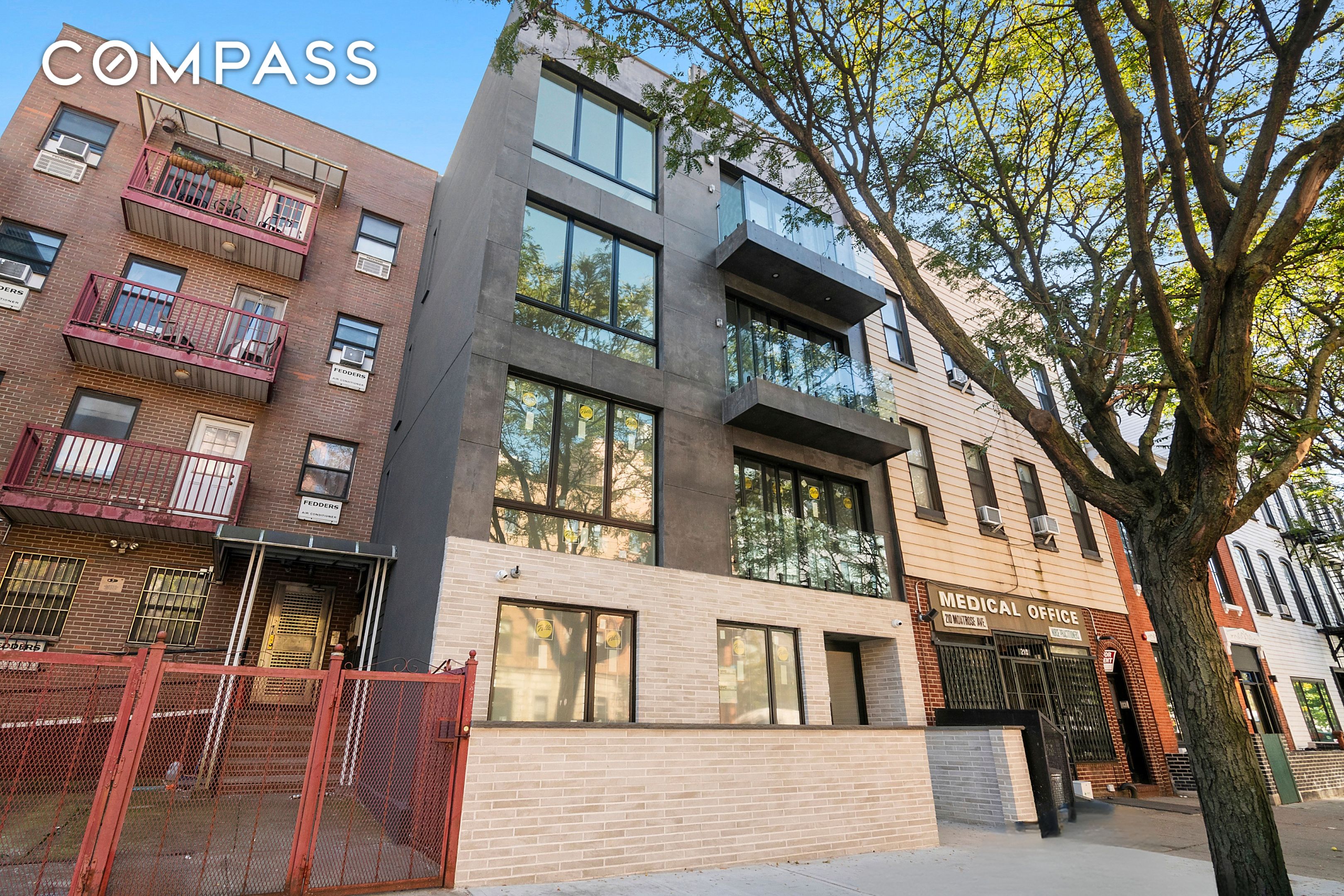 #10 photo, Brooklyn, Williamsburg , NY 11206