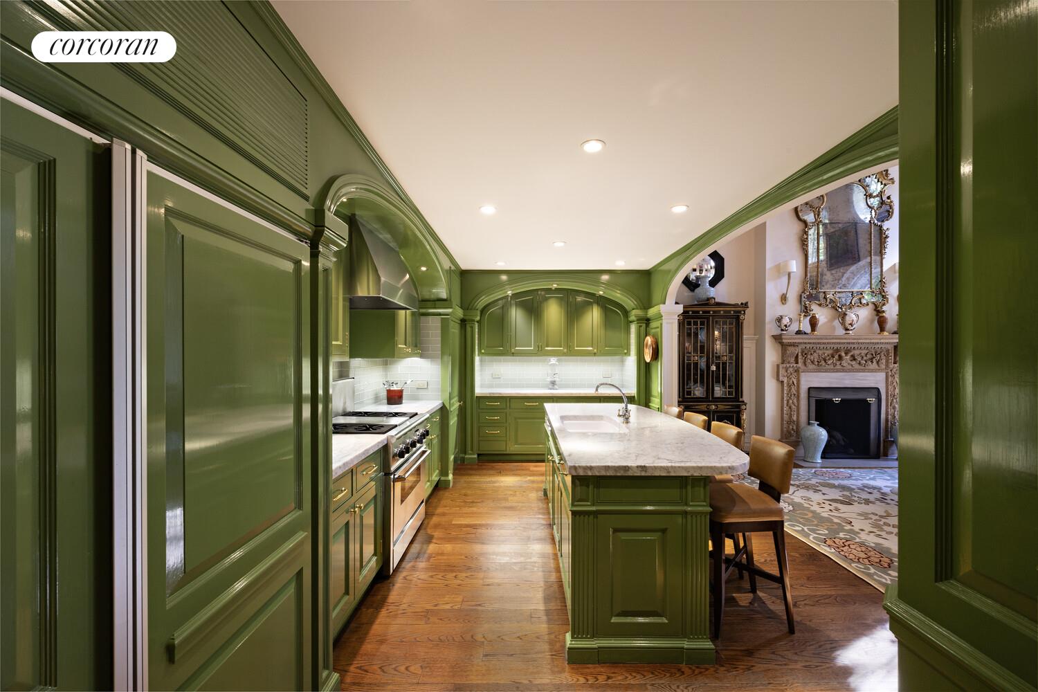 #13 photo, 160 E 81ST Street, Upper East Side , NY 10028