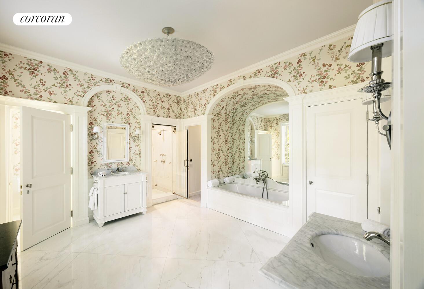 #18 photo, 160 E 81ST Street, Upper East Side , NY 10028