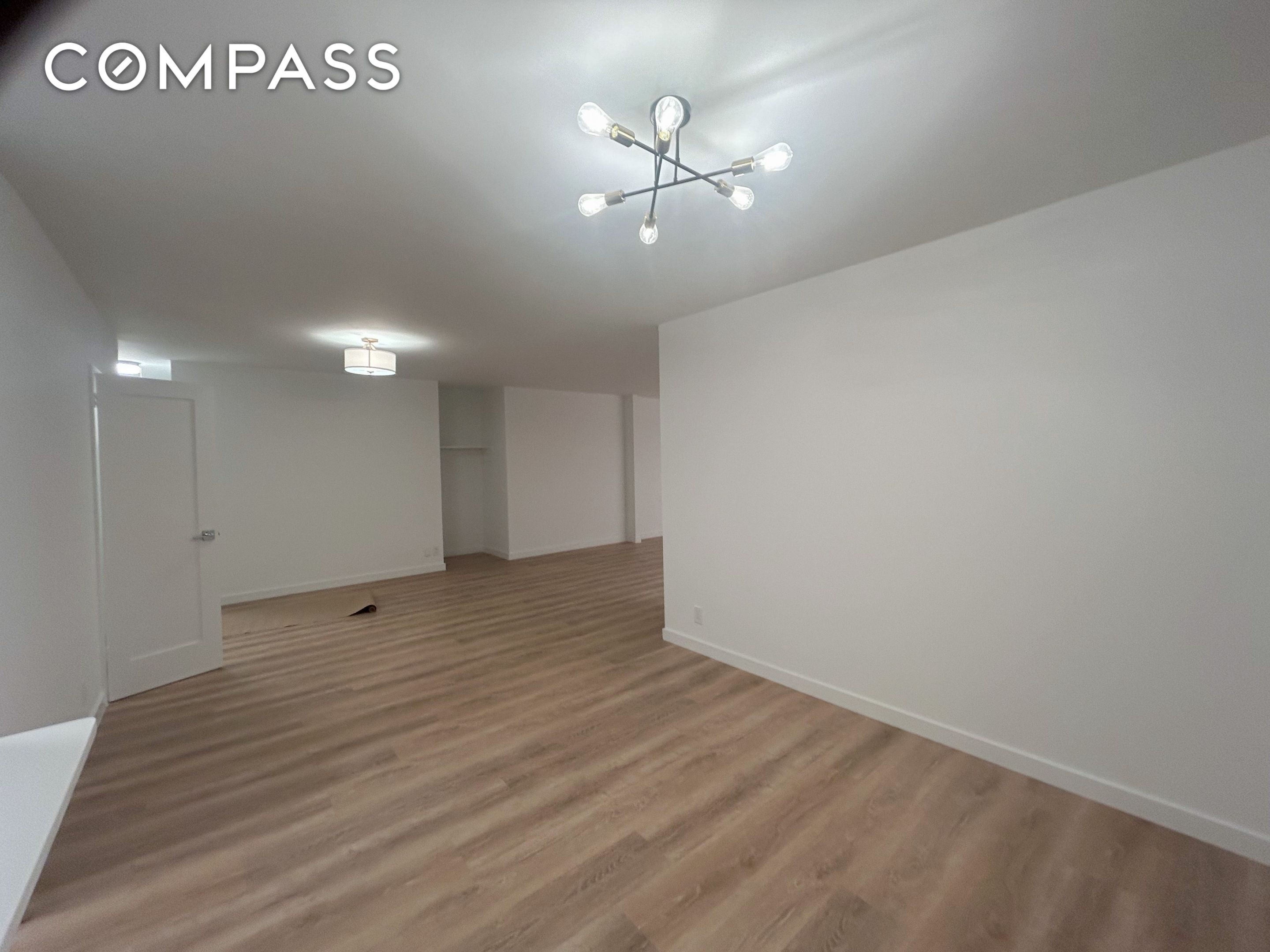 #17 photo, 400 E 54th Street, Sutton Place , NY 10022