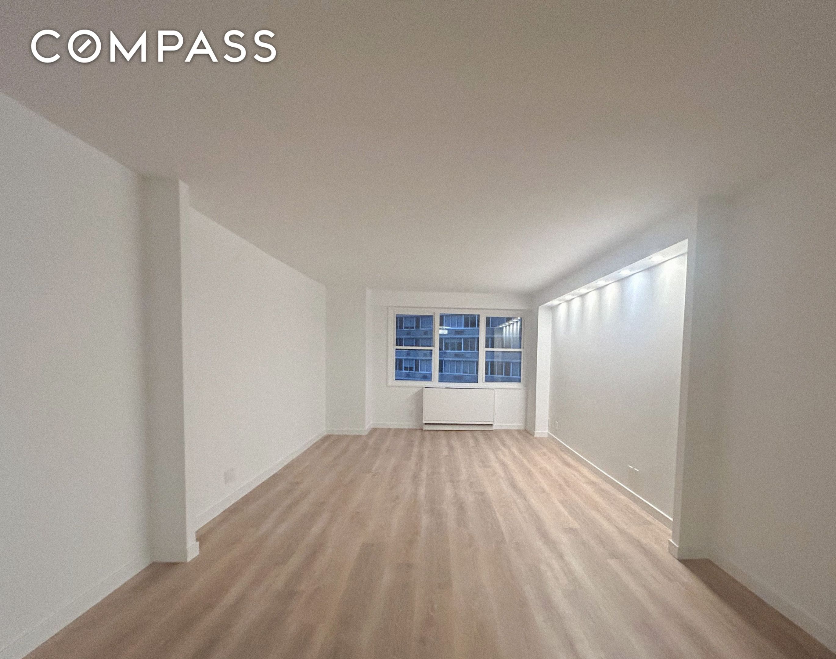 #5 photo, 400 E 54th Street, Sutton Place , NY 10022