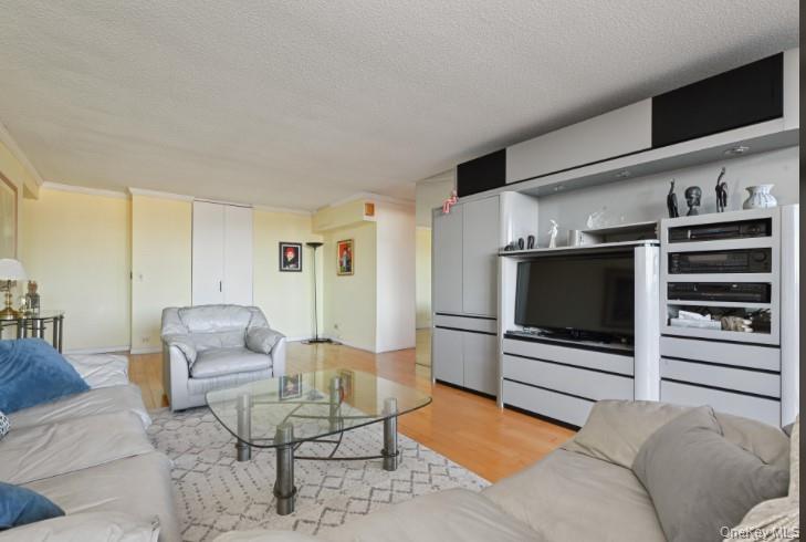 #6 photo, 1 BAY CLUB Drive, Куинс ‖ Bayside , NY 11360