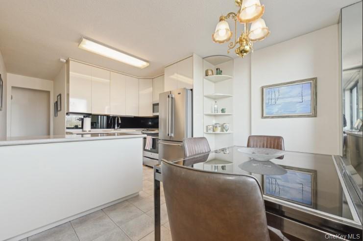 #8 photo, 1 BAY CLUB Drive, Куинс ‖ Bayside , NY 11360