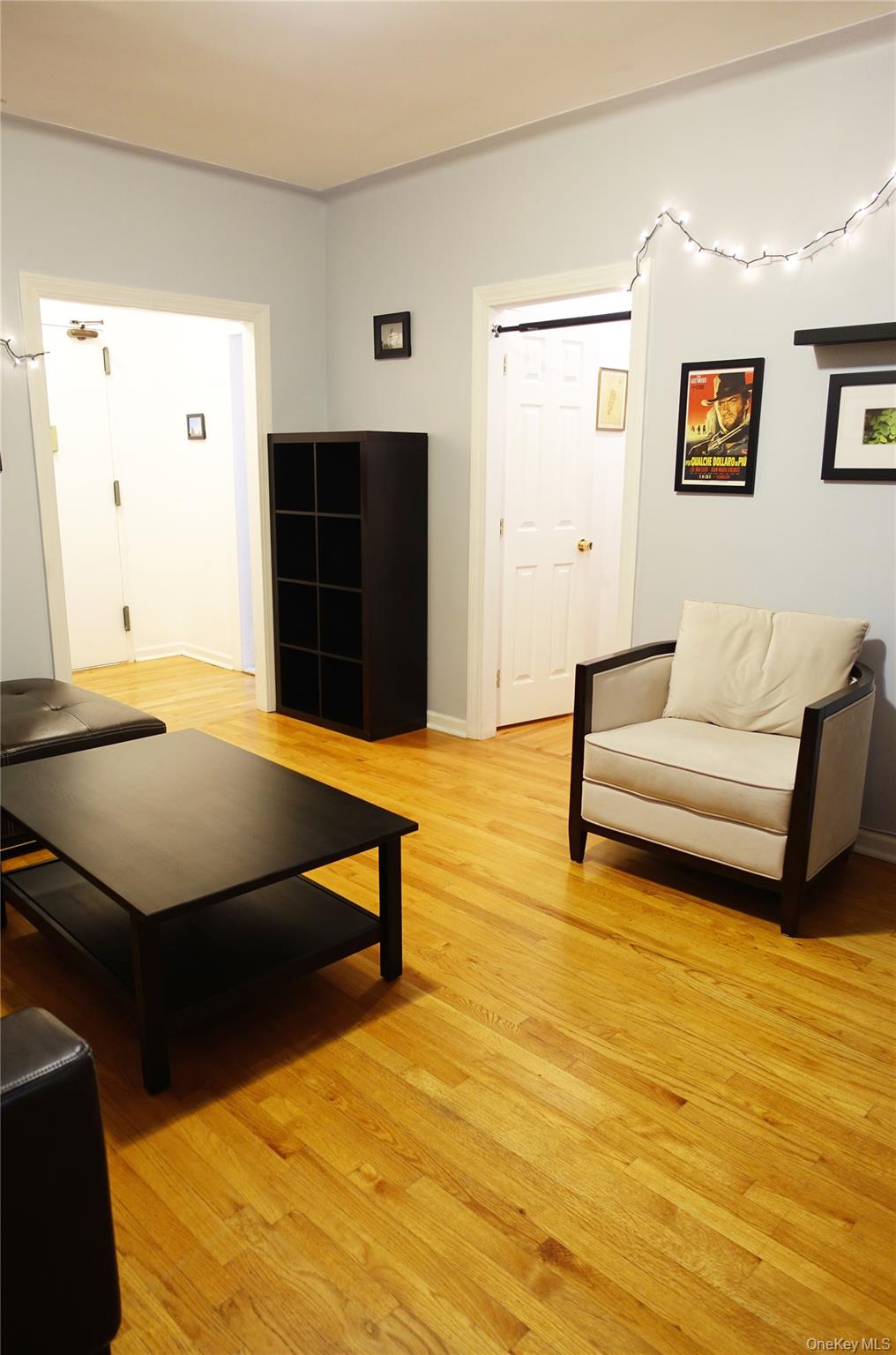 #3 photo, 62-64 Saunders Street, कुईंस Rego Park , NY 11374