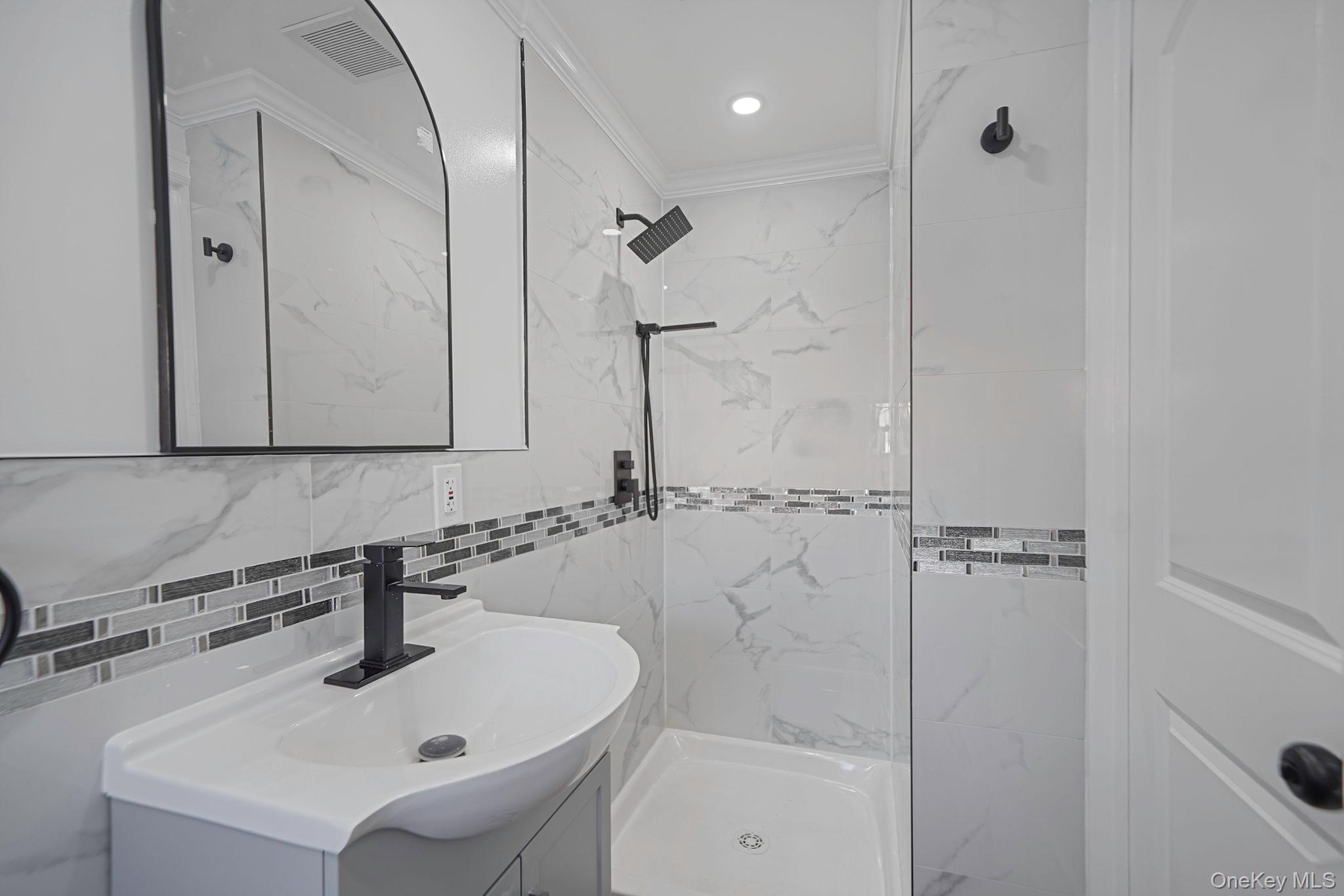 #11 photo, 153-05 118th Avenue, Jamaica , NY 11434