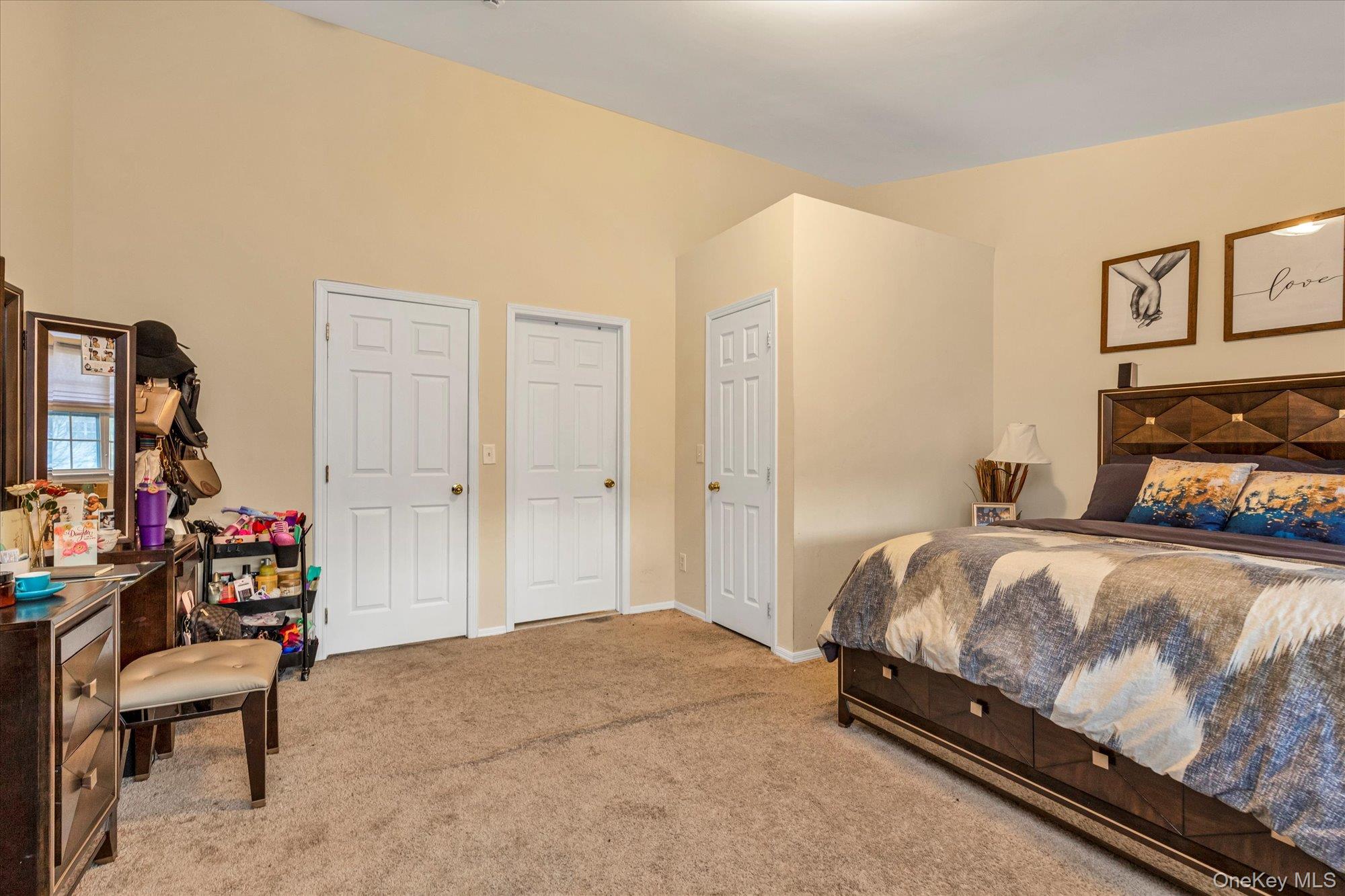 #11 photo, 1027 Jerusalem Avenue, Uniondale , NY 11553