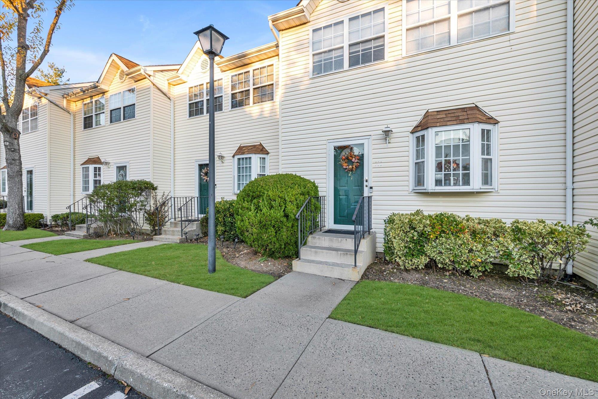 #16 photo, 1027 Jerusalem Avenue, Uniondale , NY 11553