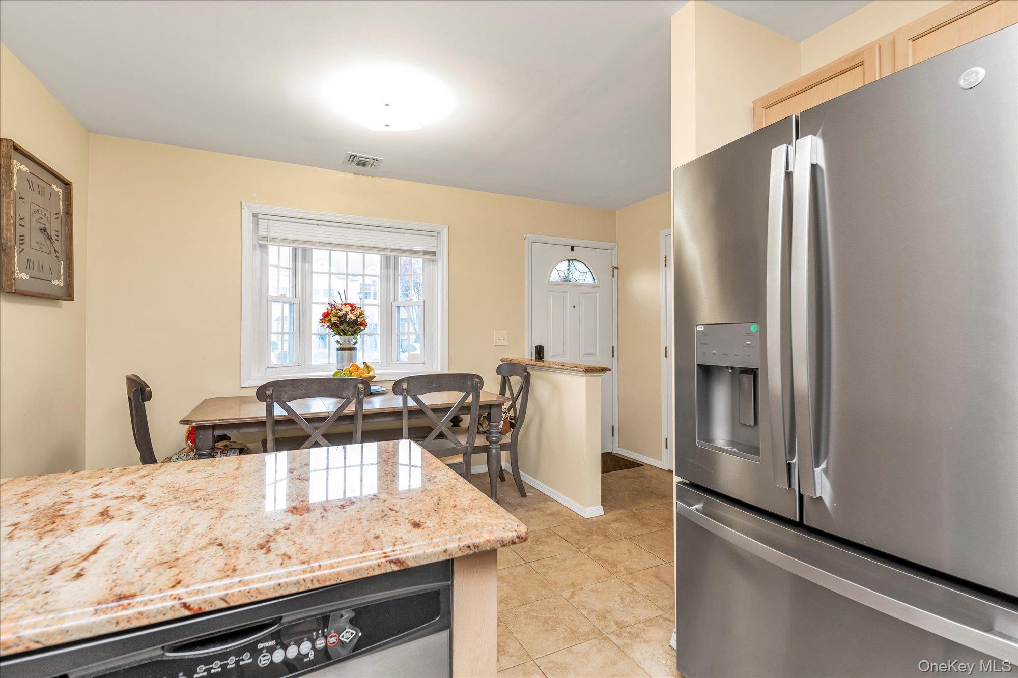 #7 photo, 1027 Jerusalem Avenue, Uniondale , NY 11553