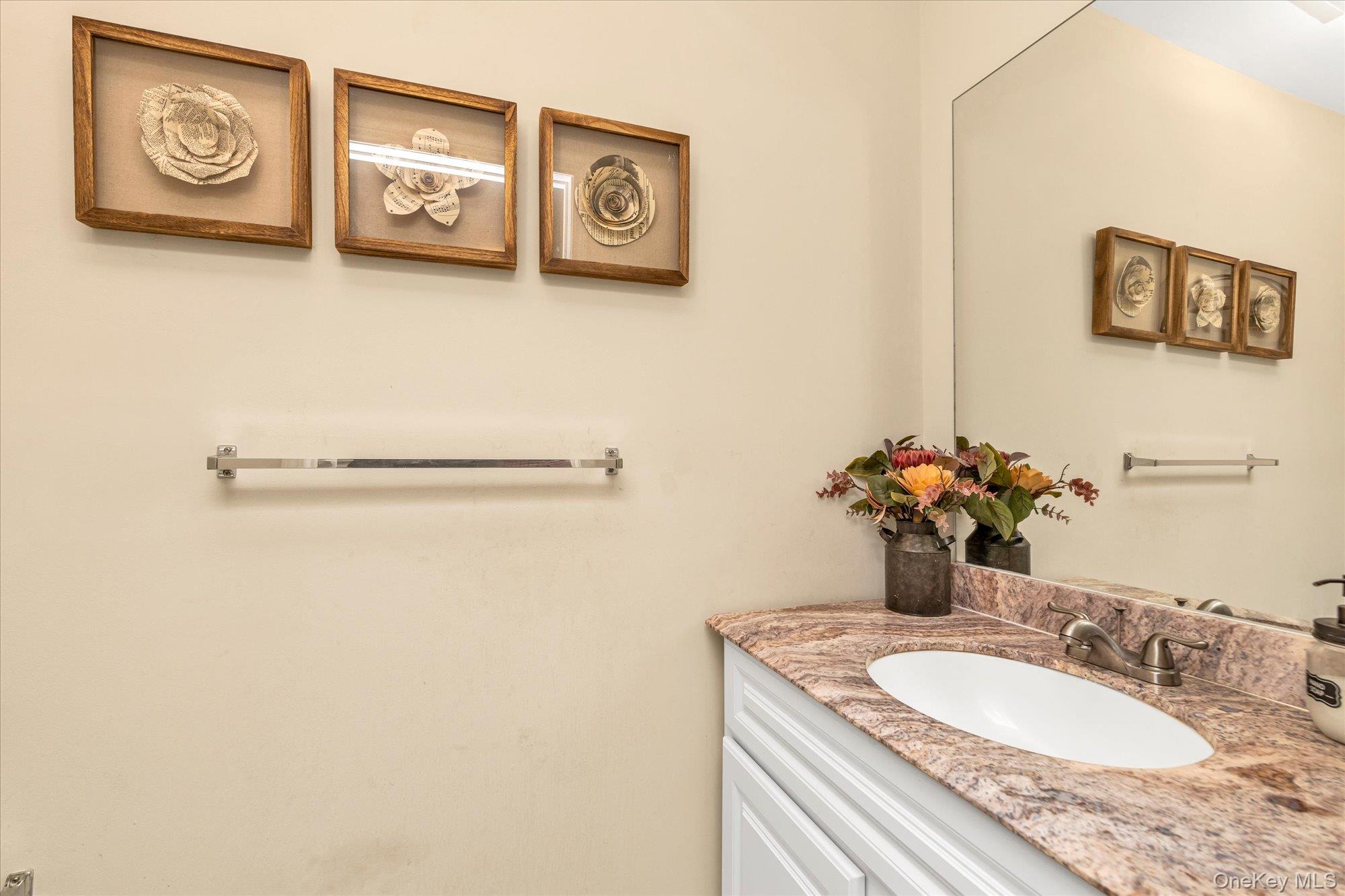 #9 photo, 1027 Jerusalem Avenue, Uniondale , NY 11553