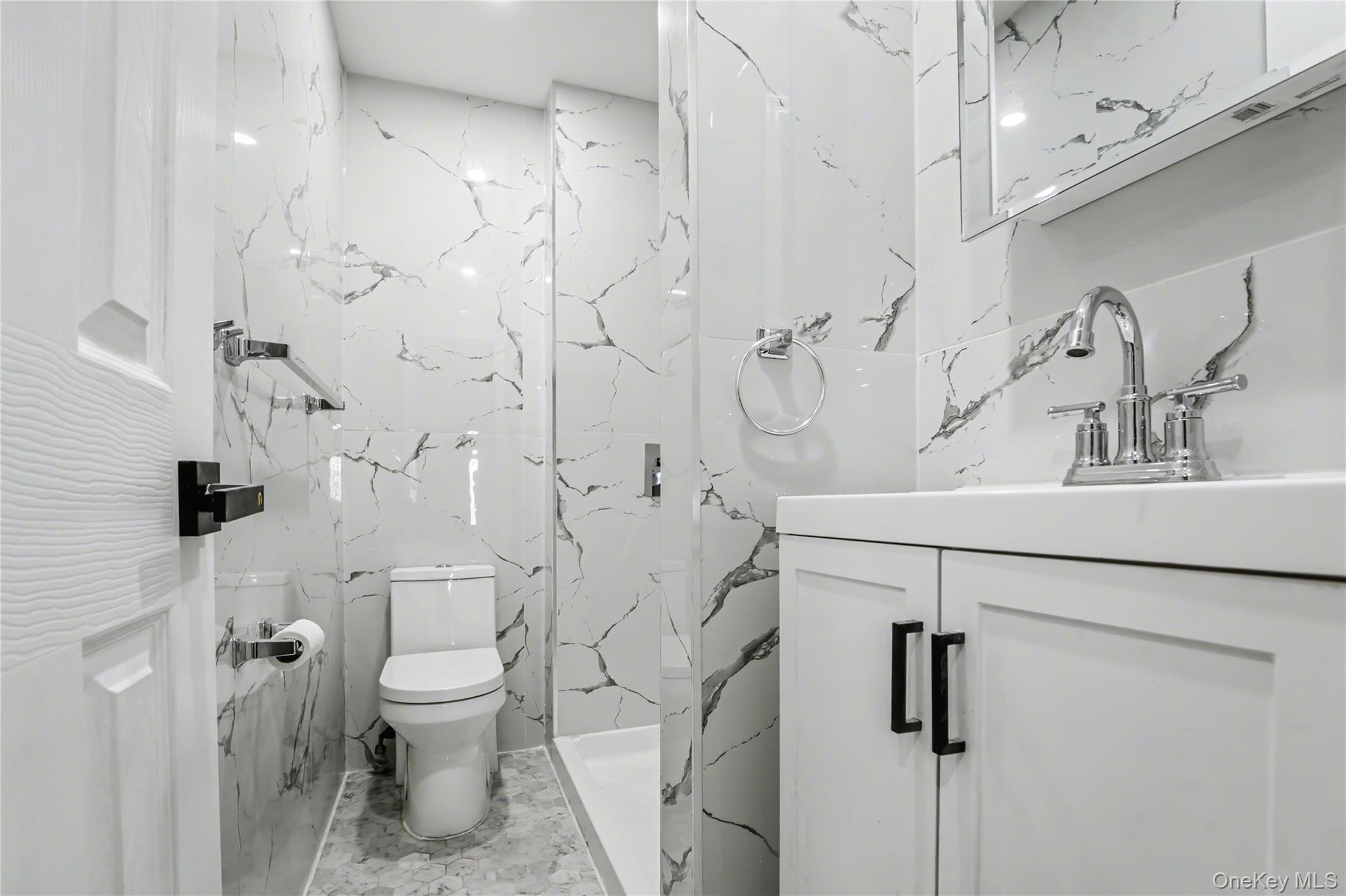 #16 photo, 94-42 113th Street, Richmond Hill , NY 11419