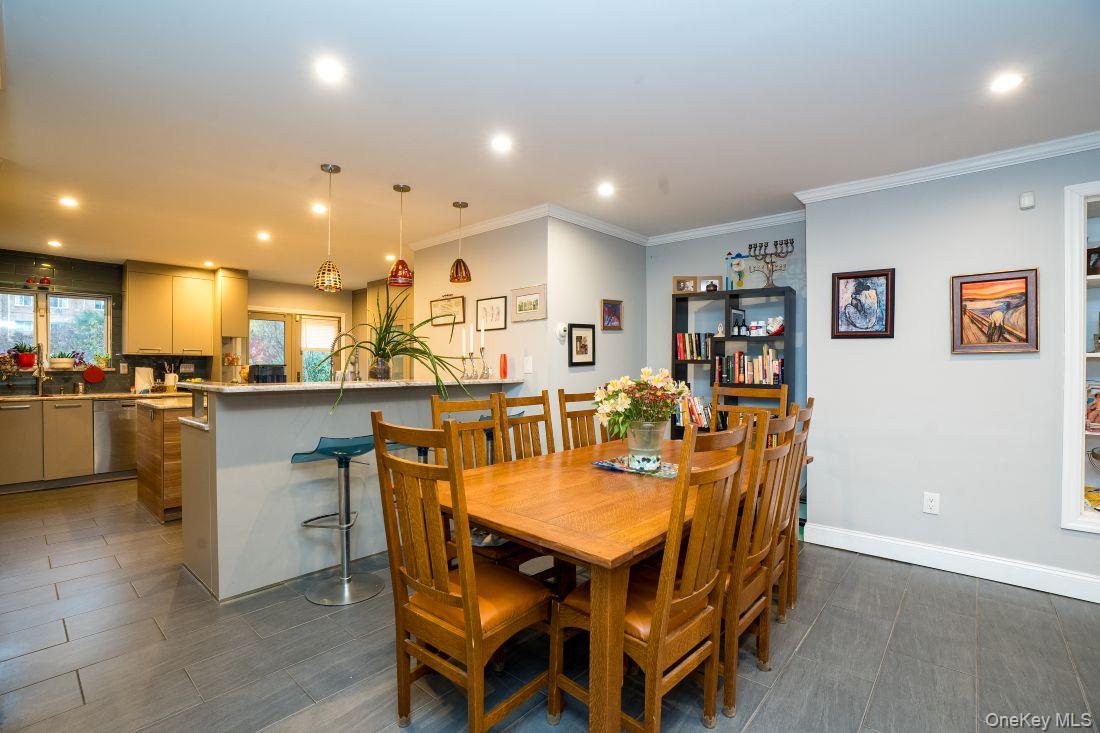 #11 photo, 3056 Independence Avenue, Bronx , NY 10463