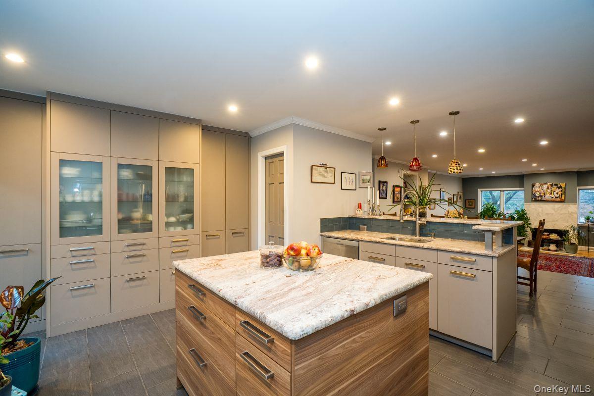 #9 photo, 3056 Independence Avenue, Bronx , NY 10463