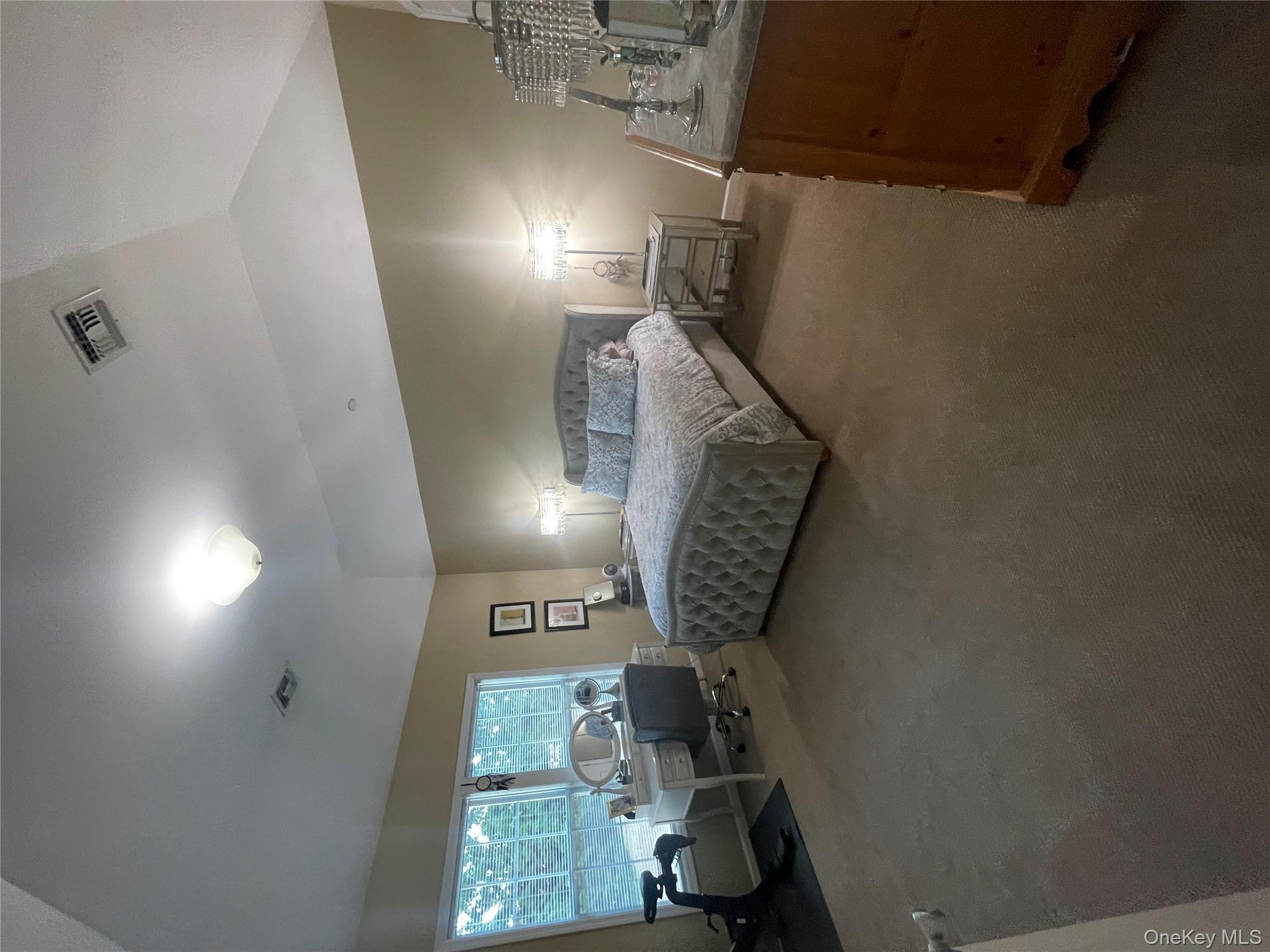 #11 photo, 23 Nicole, सफ़ोक काउंटी Copiague , NY 11726