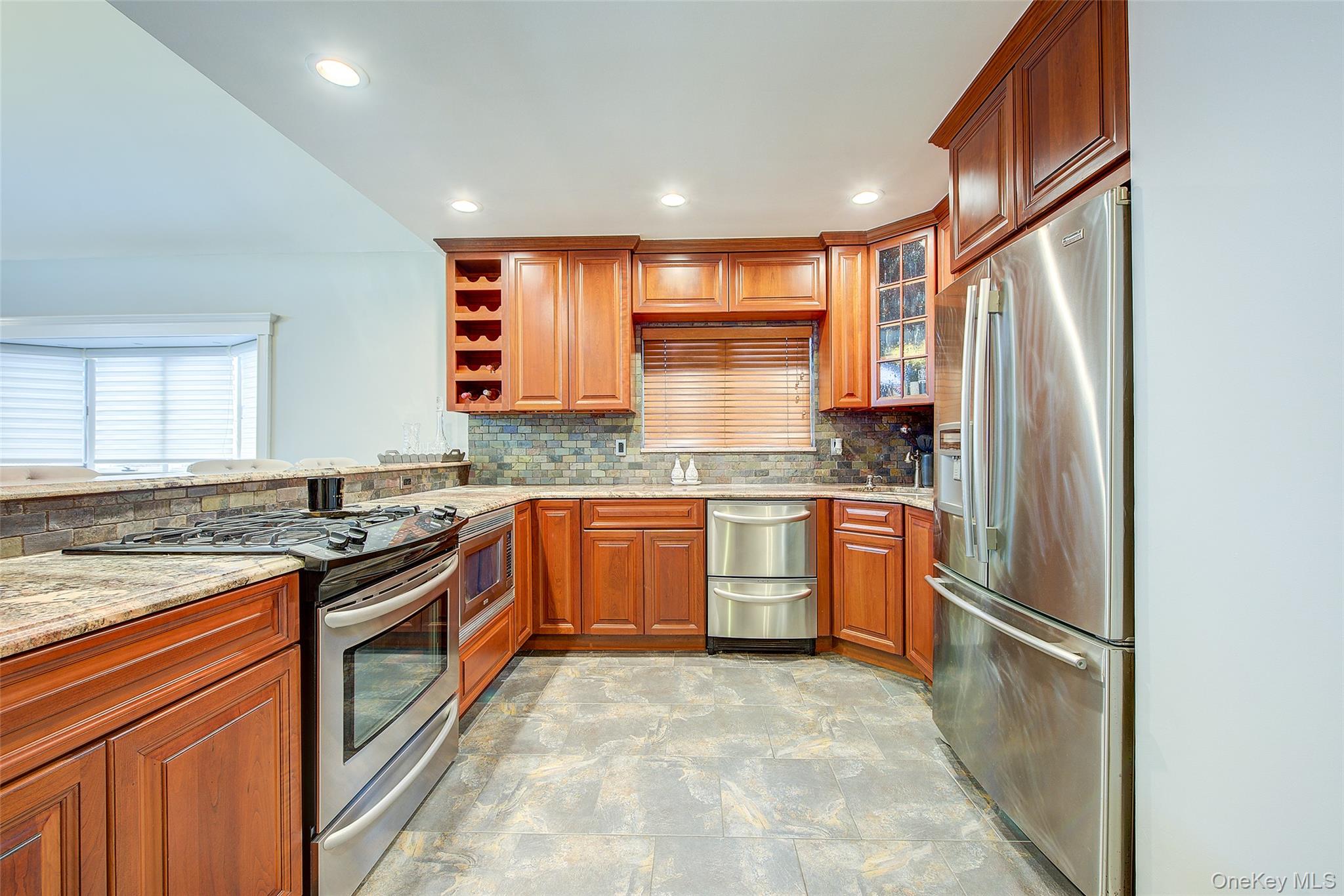 #12 photo, 161 Beach 128th Street, 皇后区 Belle Harbor , NY 11694