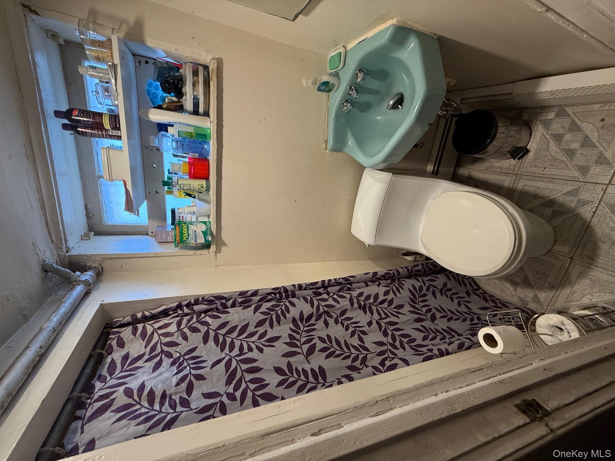 #15 photo, 11715 200th Street, Saint Albans , NY 11412