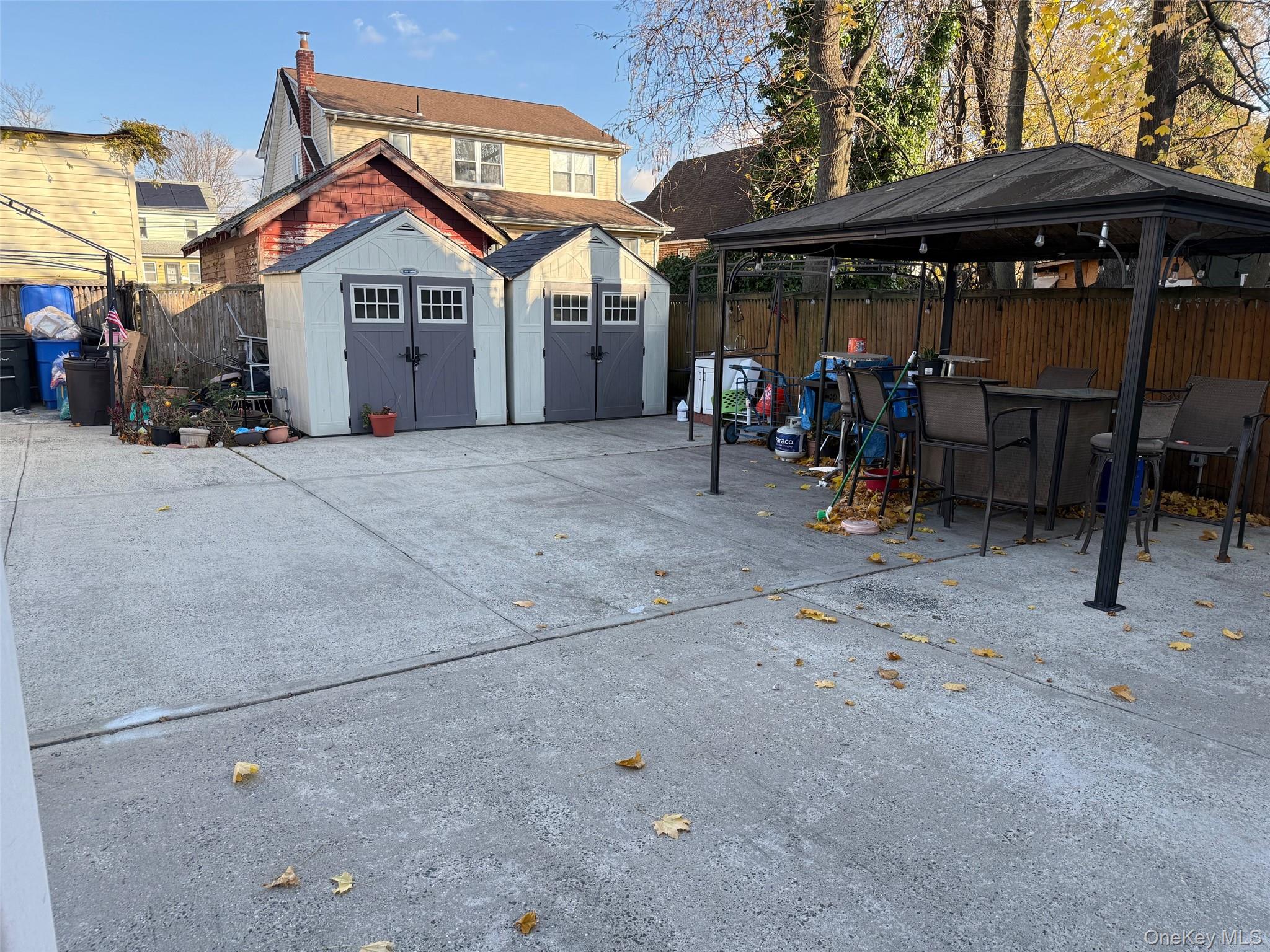 #9 photo, 11715 200th Street, Saint Albans , NY 11412