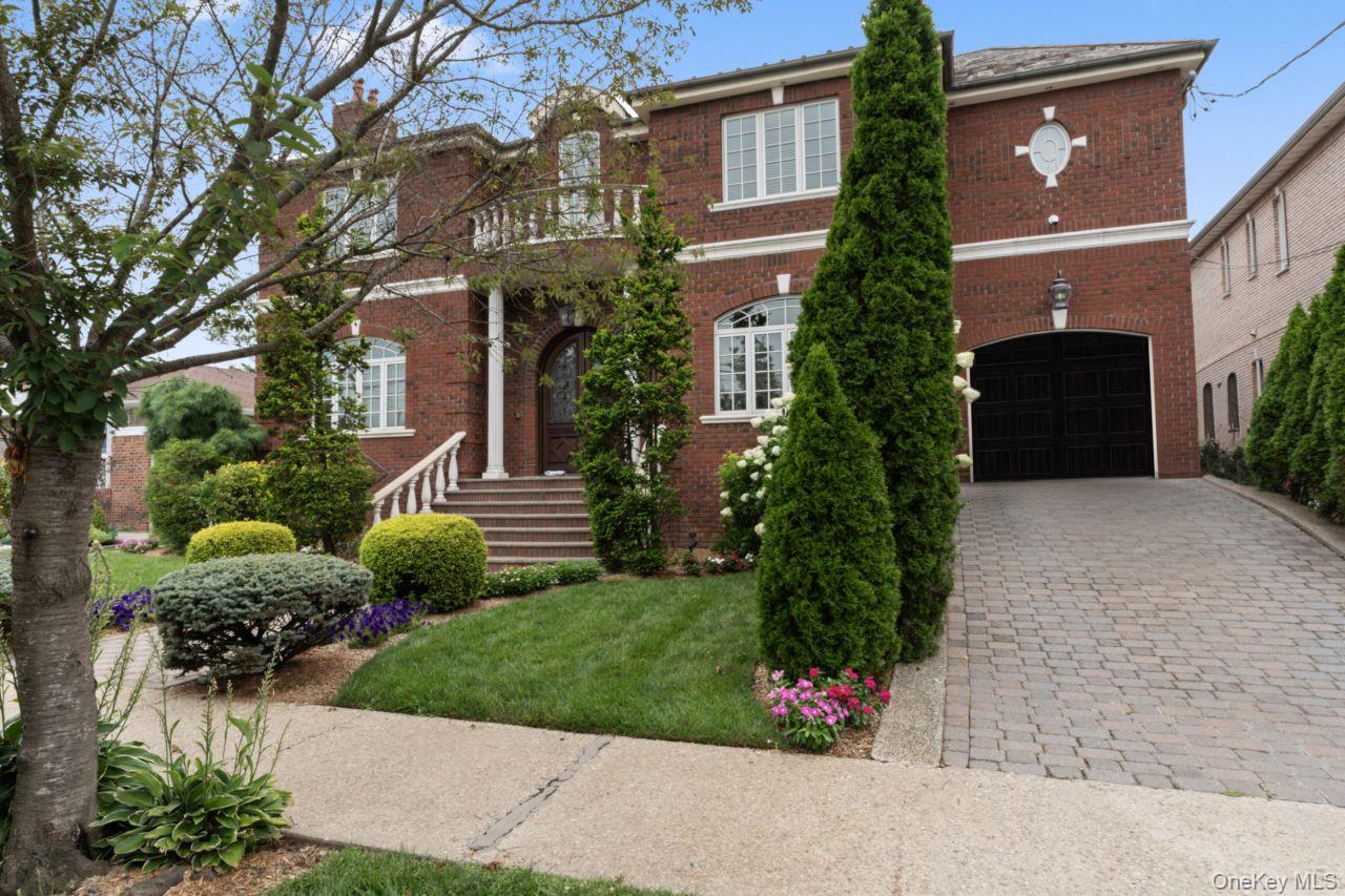 #2 photo, 14910 7th Avenue, Whitestone , NY 11357