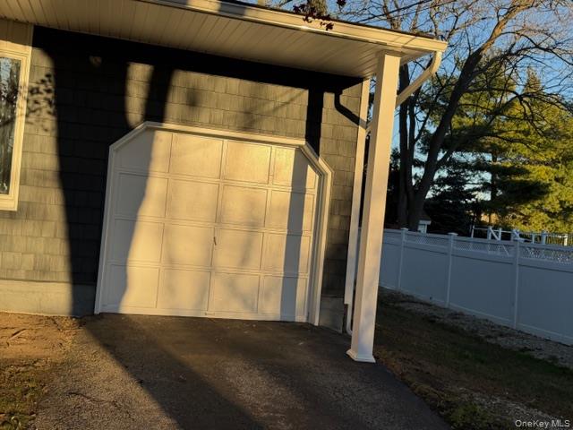 #12 photo, 95 Muncie Road, West Babylon , NY 11704