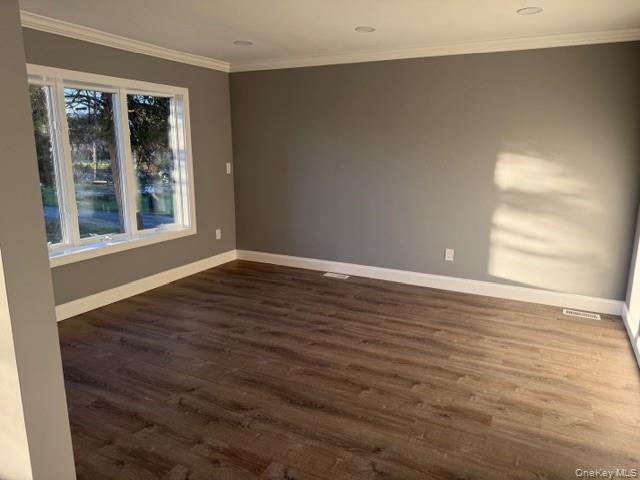 #3 photo, 95 Muncie Road, West Babylon , NY 11704