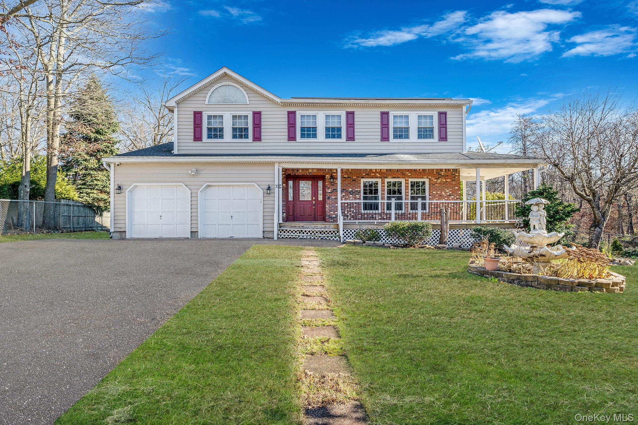 #1 photo, 211 N Titmus Drive, सफ़ोक काउंटी Mastic , NY 11950