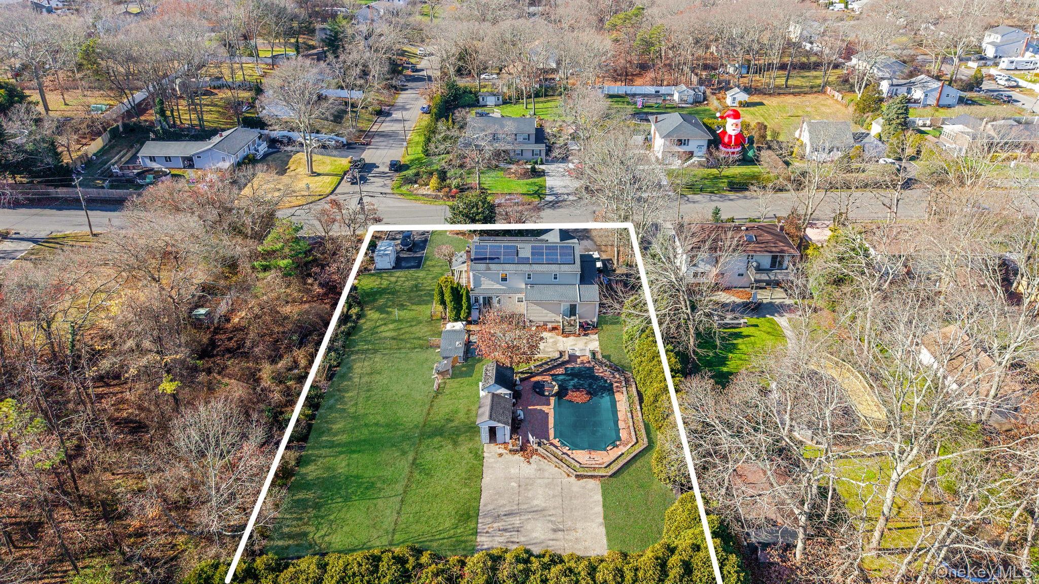 #12 photo, 211 N Titmus Drive, सफ़ोक काउंटी Mastic , NY 11950