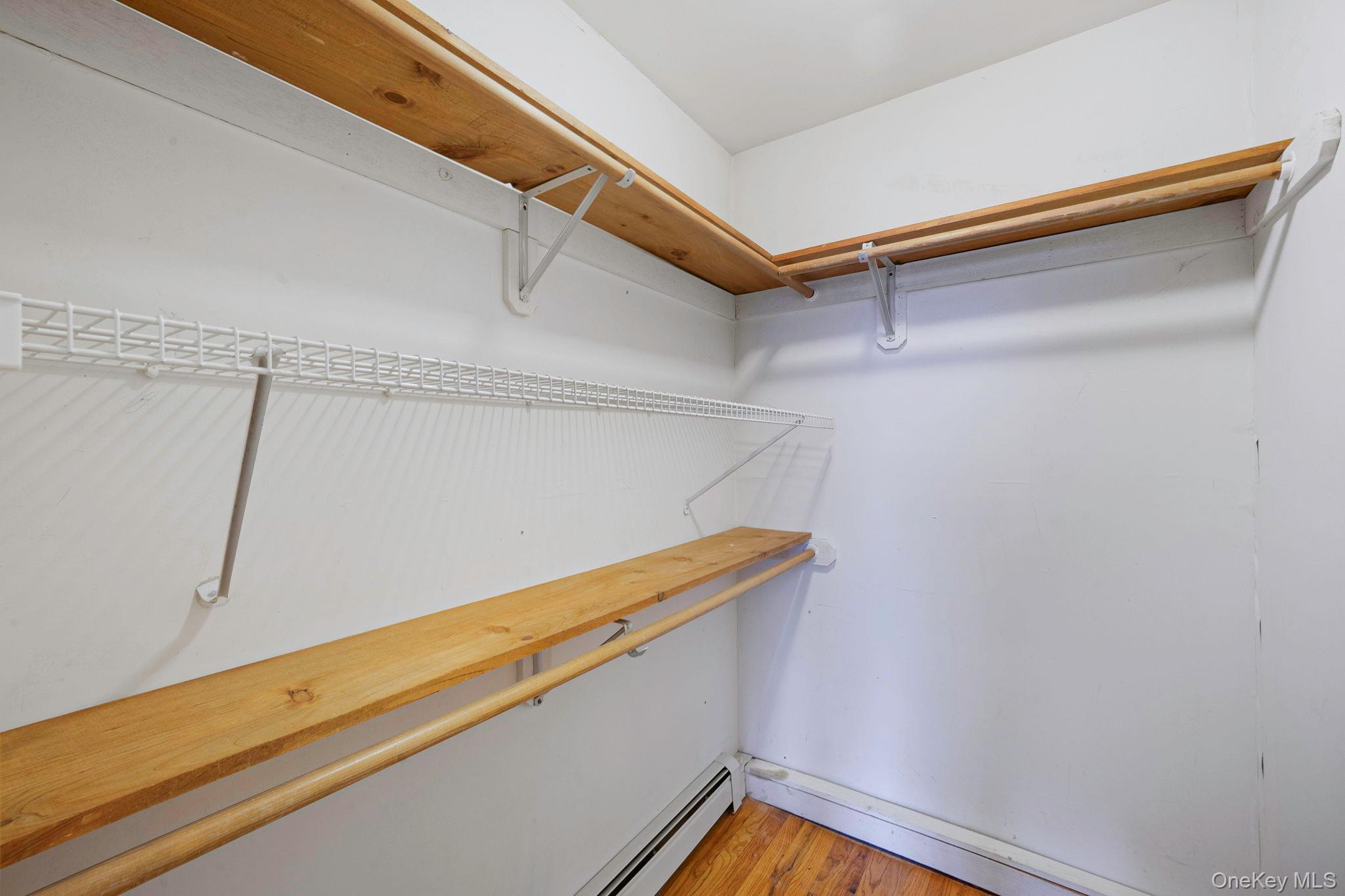 #20 photo, 211 N Titmus Drive, सफ़ोक काउंटी Mastic , NY 11950