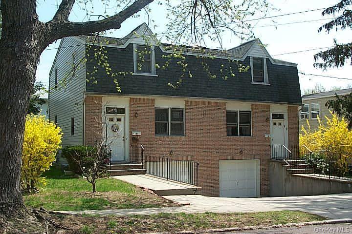 #16 photo, 16 Oldwood Road, Port Washington , NY 11050