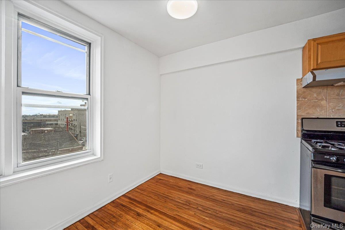 #11 photo, 3425 150th Pl, Flushing , NY 11354