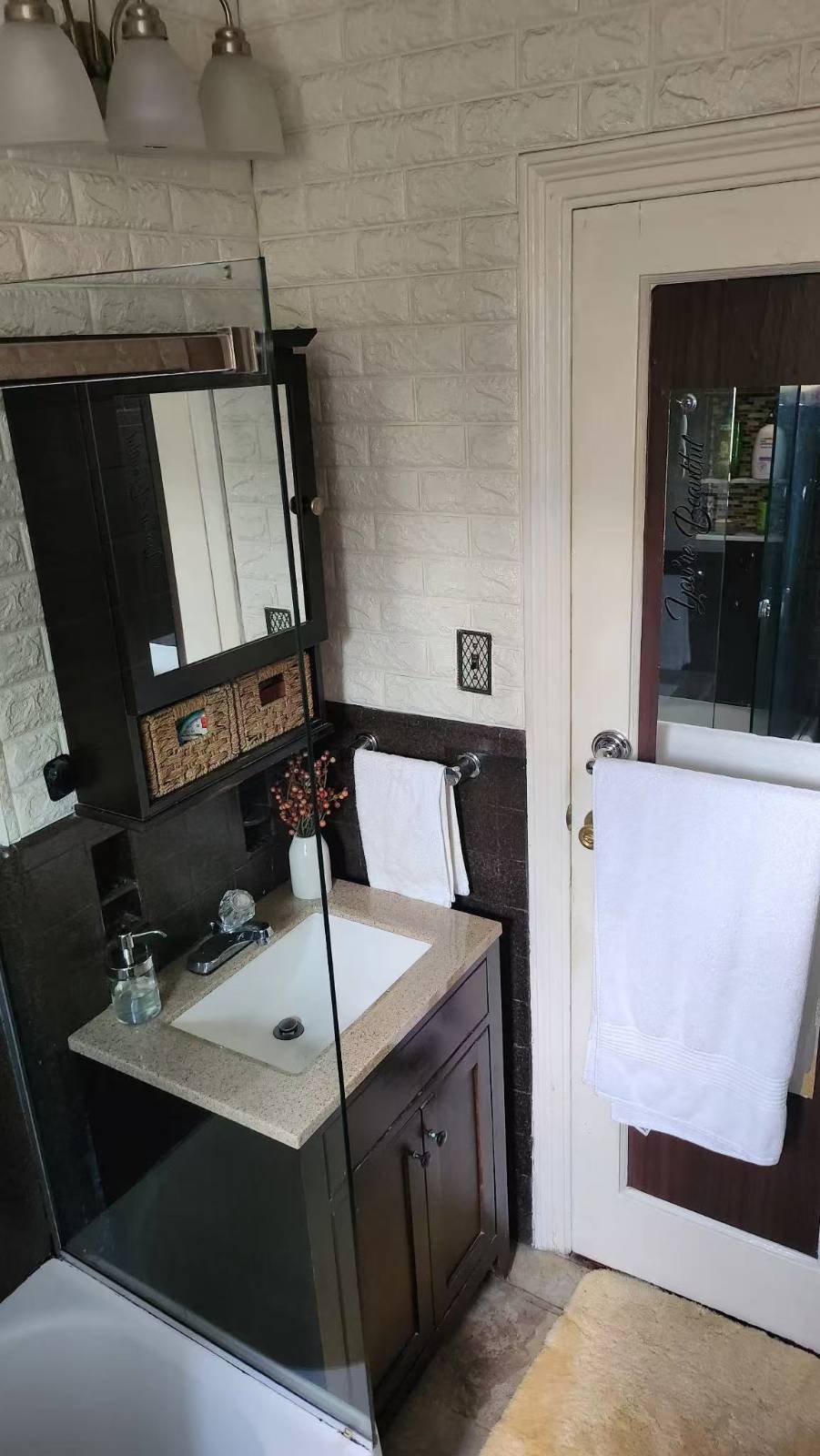 #11 photo, 42-52 Layton Street, קווינס Elmhurst , NY 11373