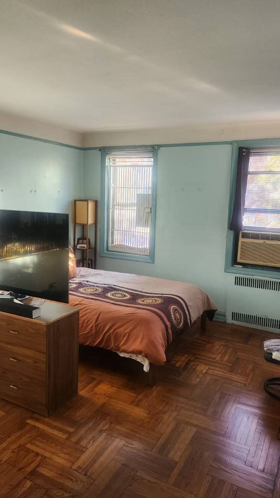 #3 photo, 42-52 Layton Street, 뉴욕퀸즈 Elmhurst , NY 11373