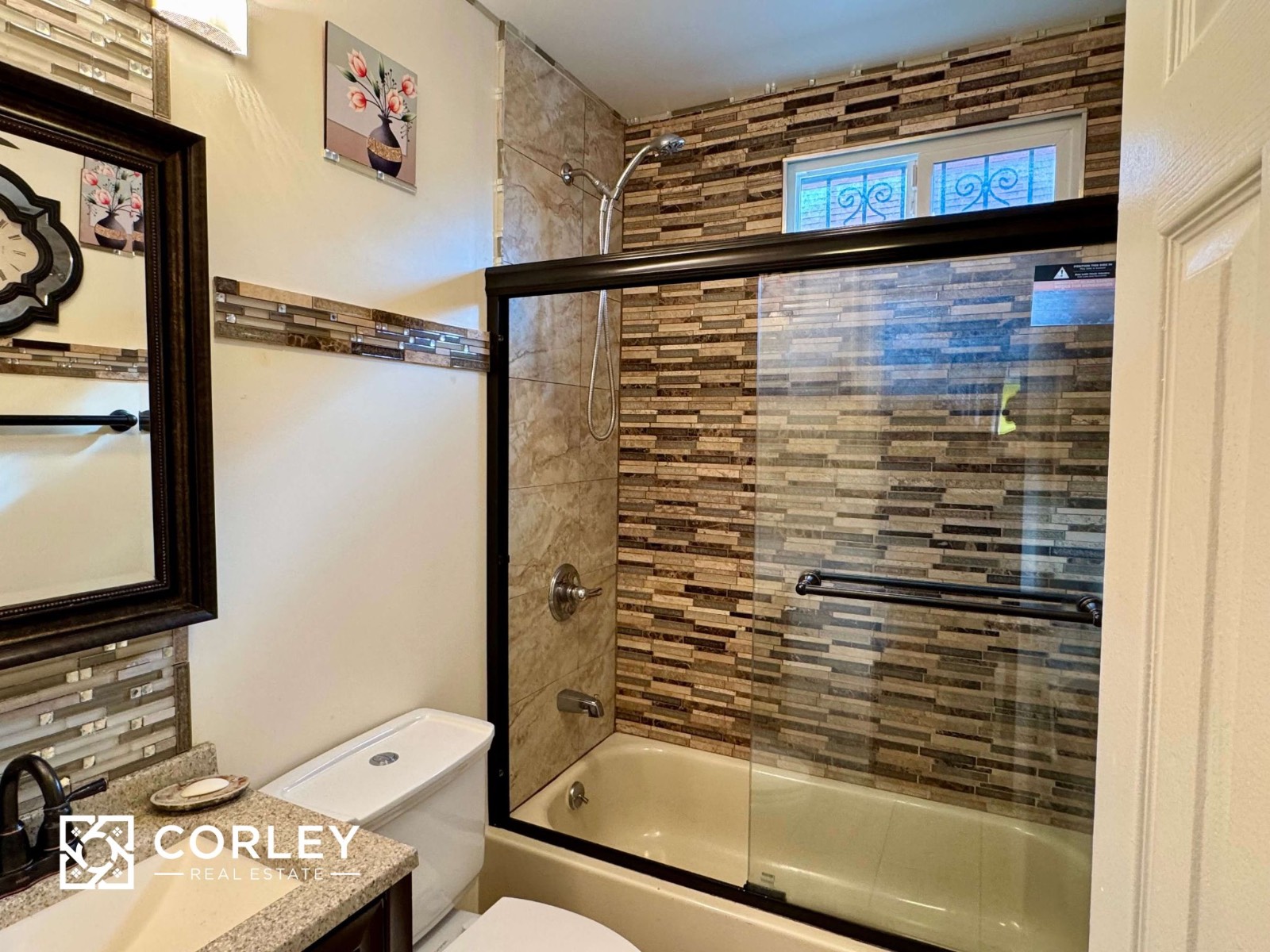 #8 photo, 120-42 231st St, Jamaica , NY 11411