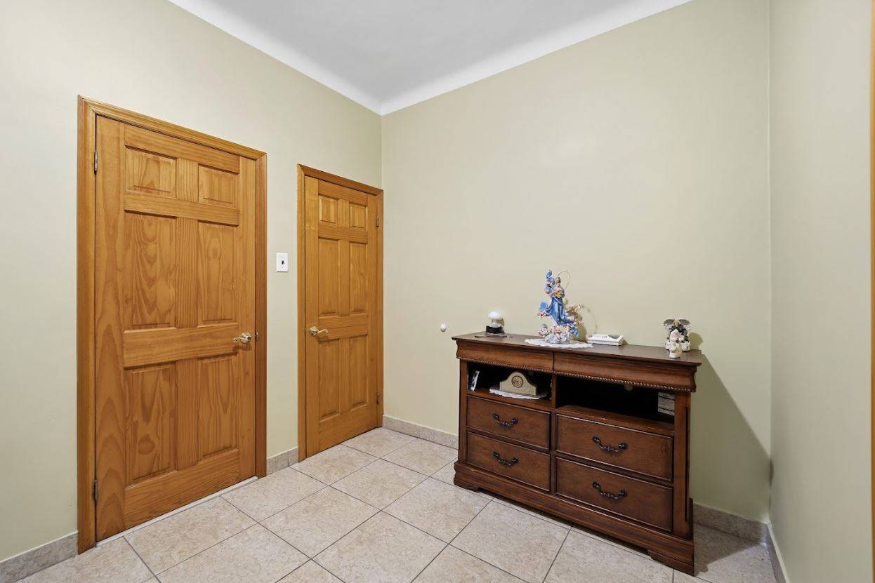 #17 photo, 20-15 Menahan St, Ridgewood , NY 11385